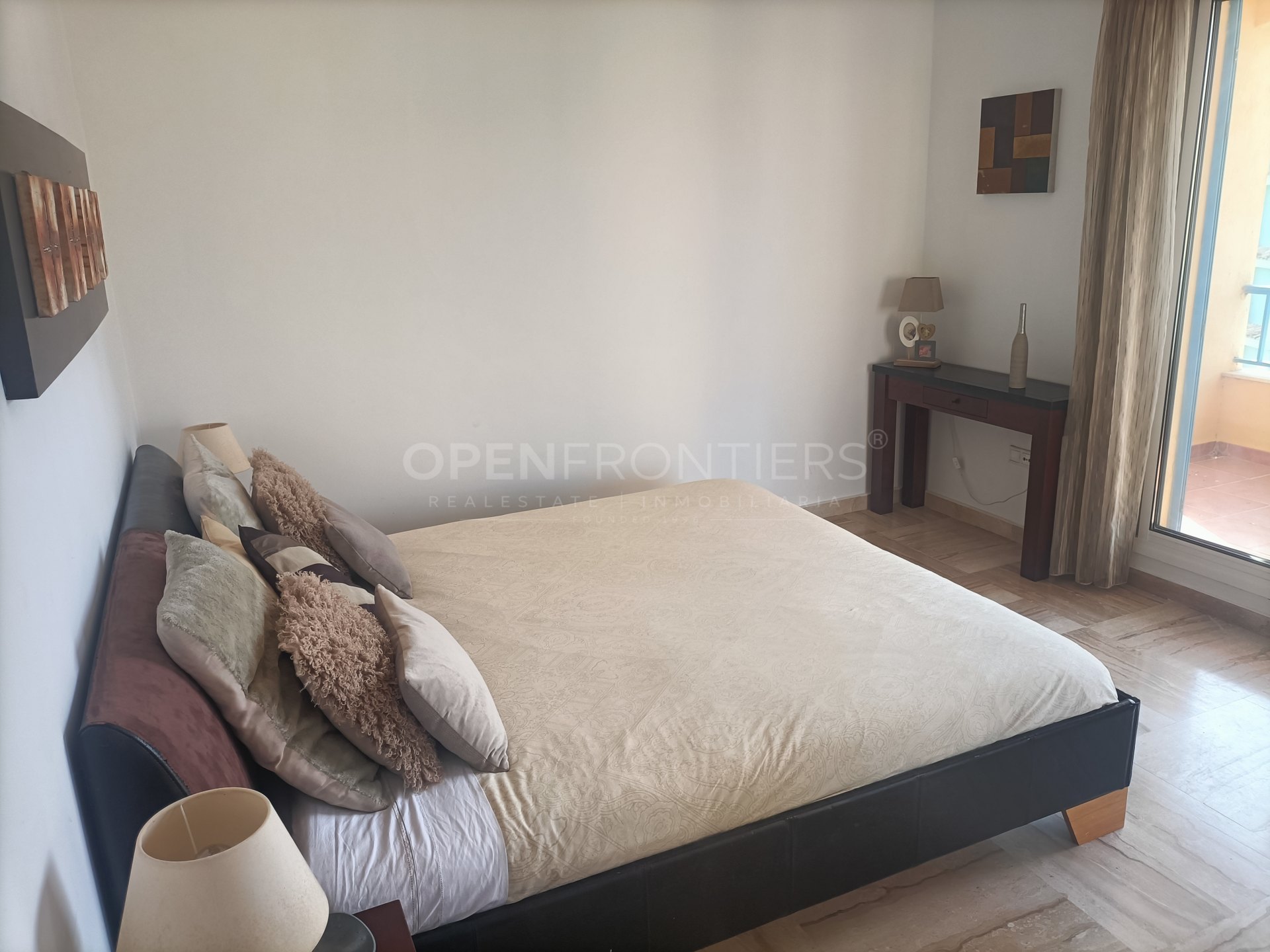 2 Bedrooms apartment in Guadalmarina, Sotogrande Marina