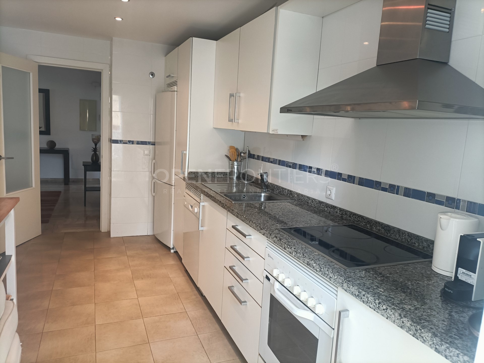 2 Bedrooms apartment in Guadalmarina, Sotogrande Marina
