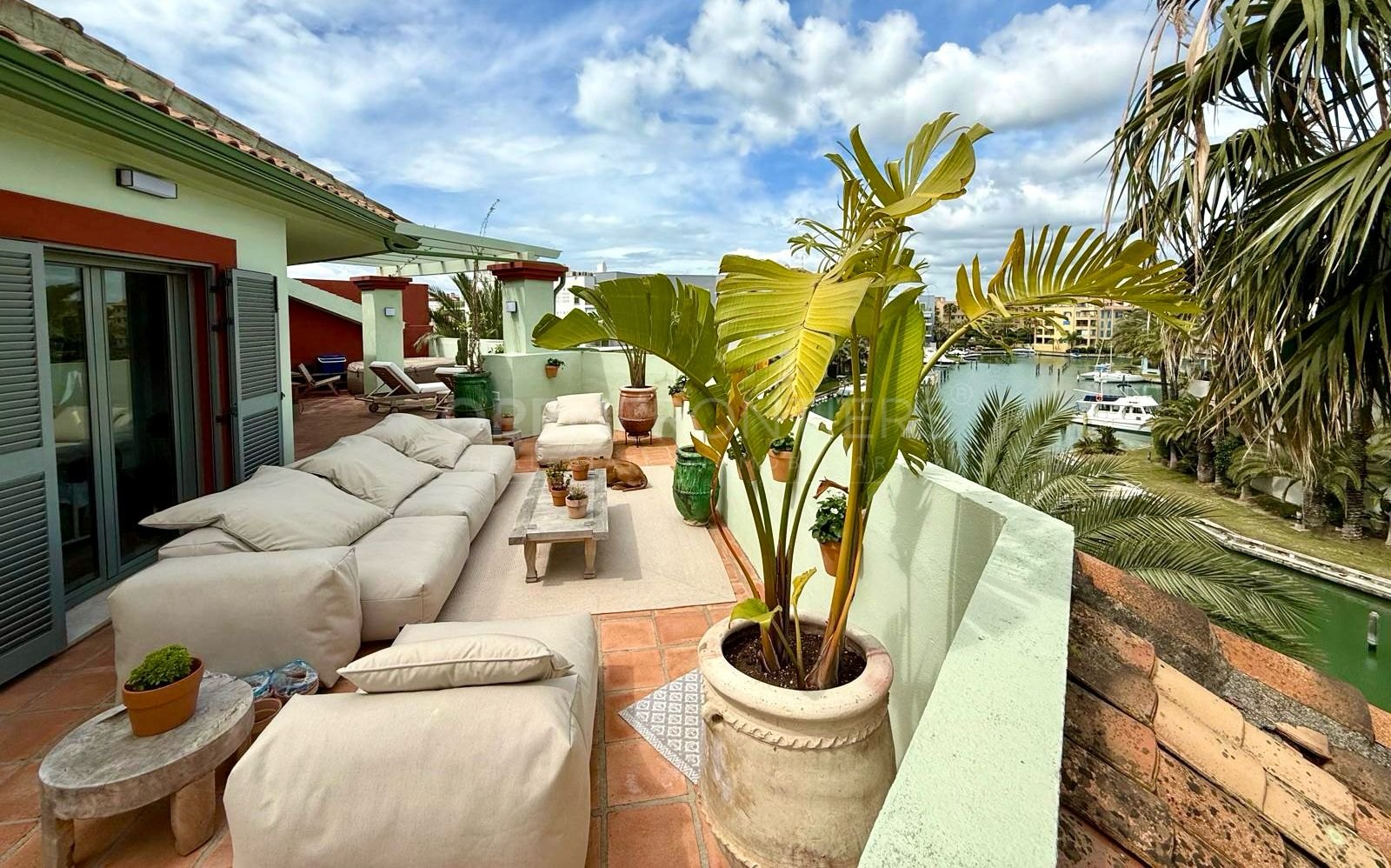 Modern Marina-Front Duplex Penthouse with Panoramic Views in Isla Tortuga, Sotogrande Port