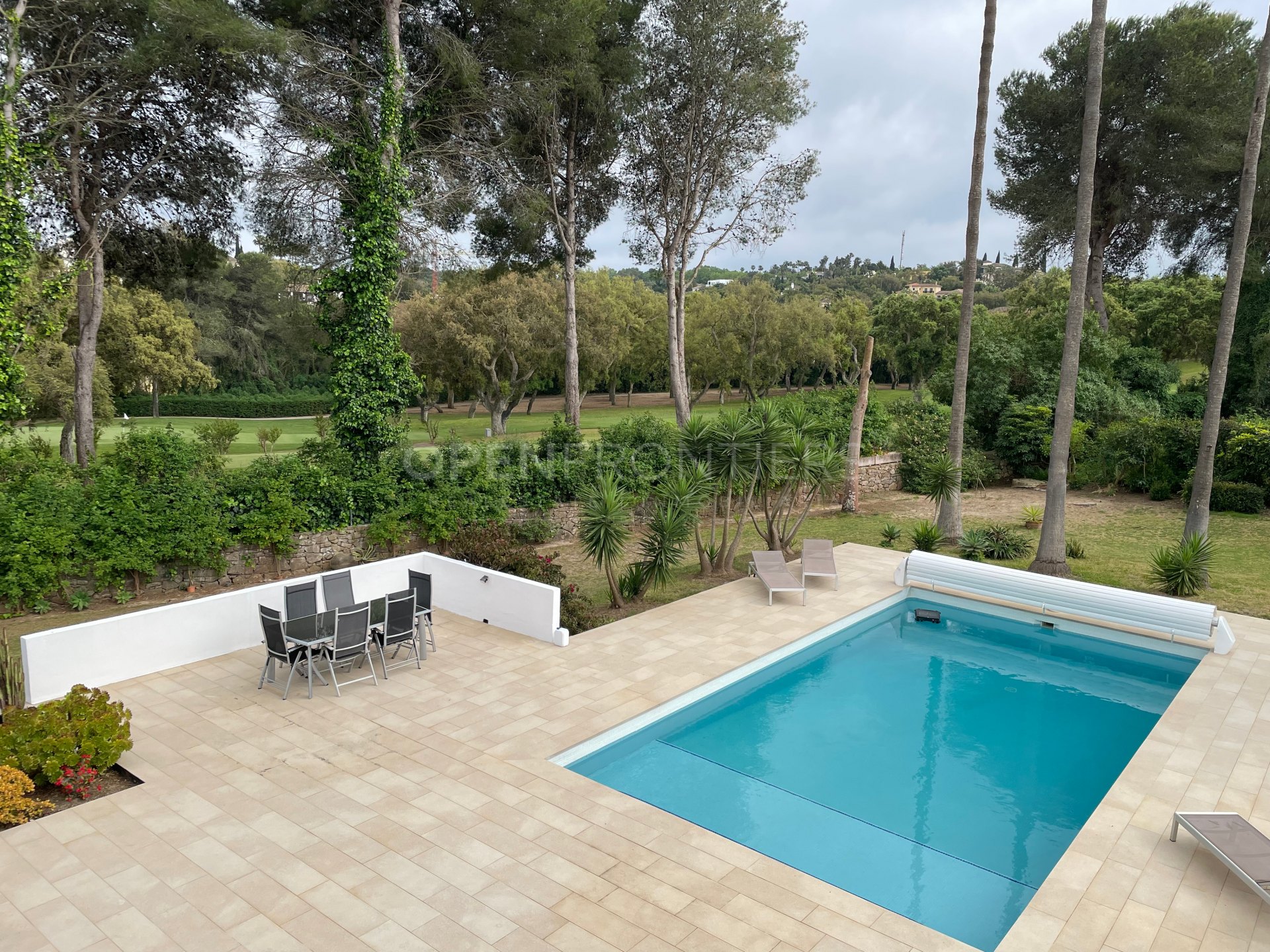 First Line Golf Villa for Sale in Sotogrande – Overlooking Valderrama