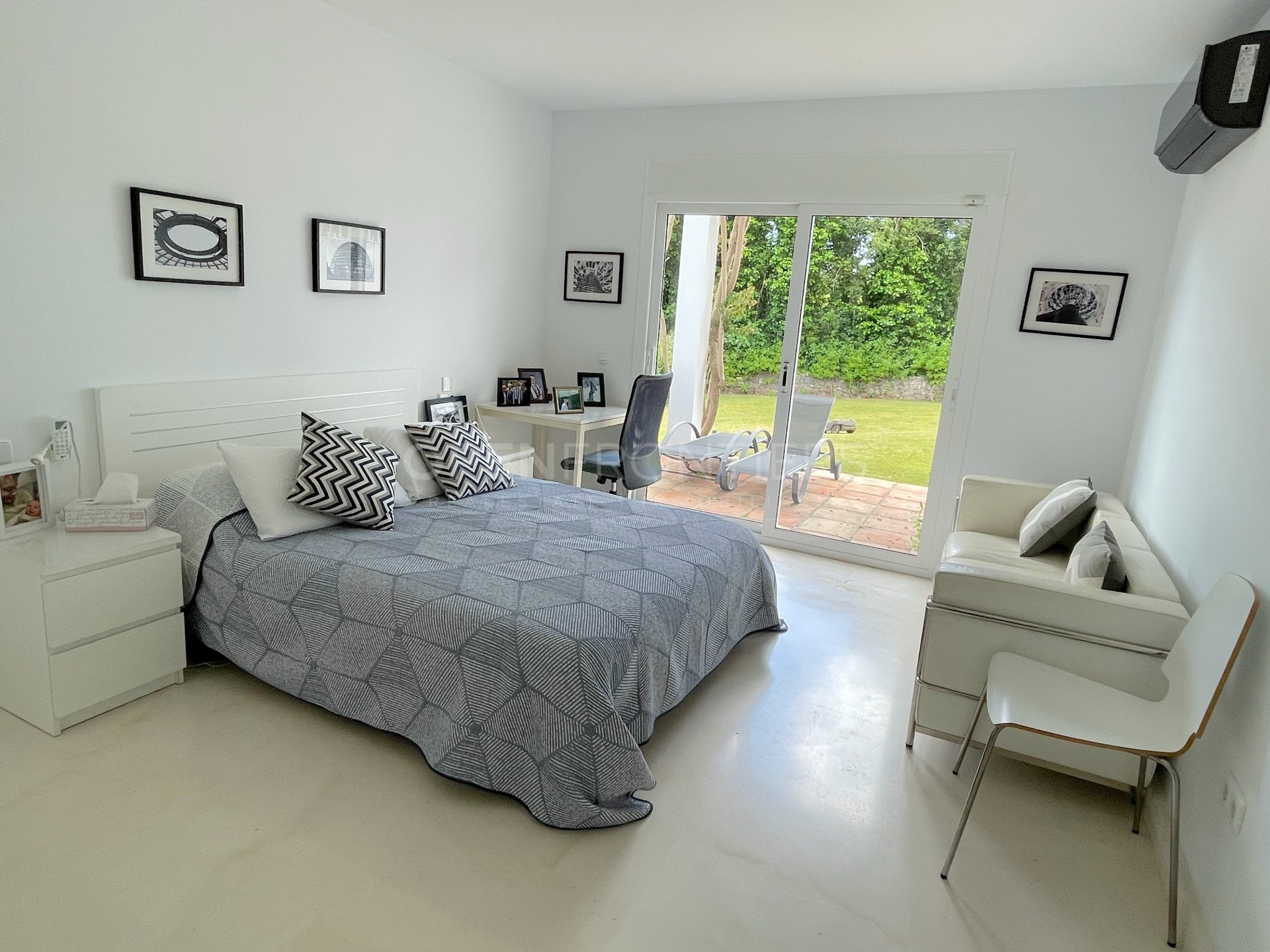 First Line Golf Villa for Sale in Sotogrande – Overlooking Valderrama