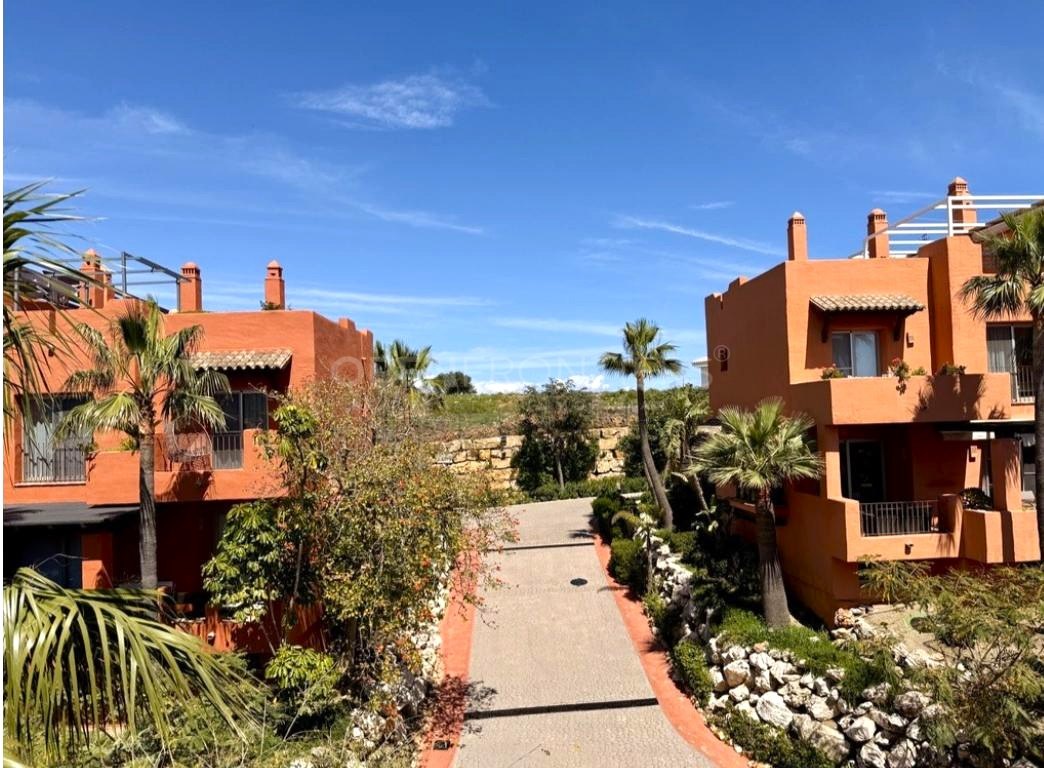 Luxury Townhouse with Sea Views - Bahía las Rocas, Costa del Sol