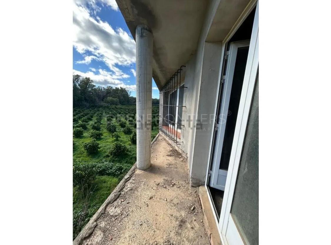Finca rústica en venta cerca de Sotogrande con casa y terreno