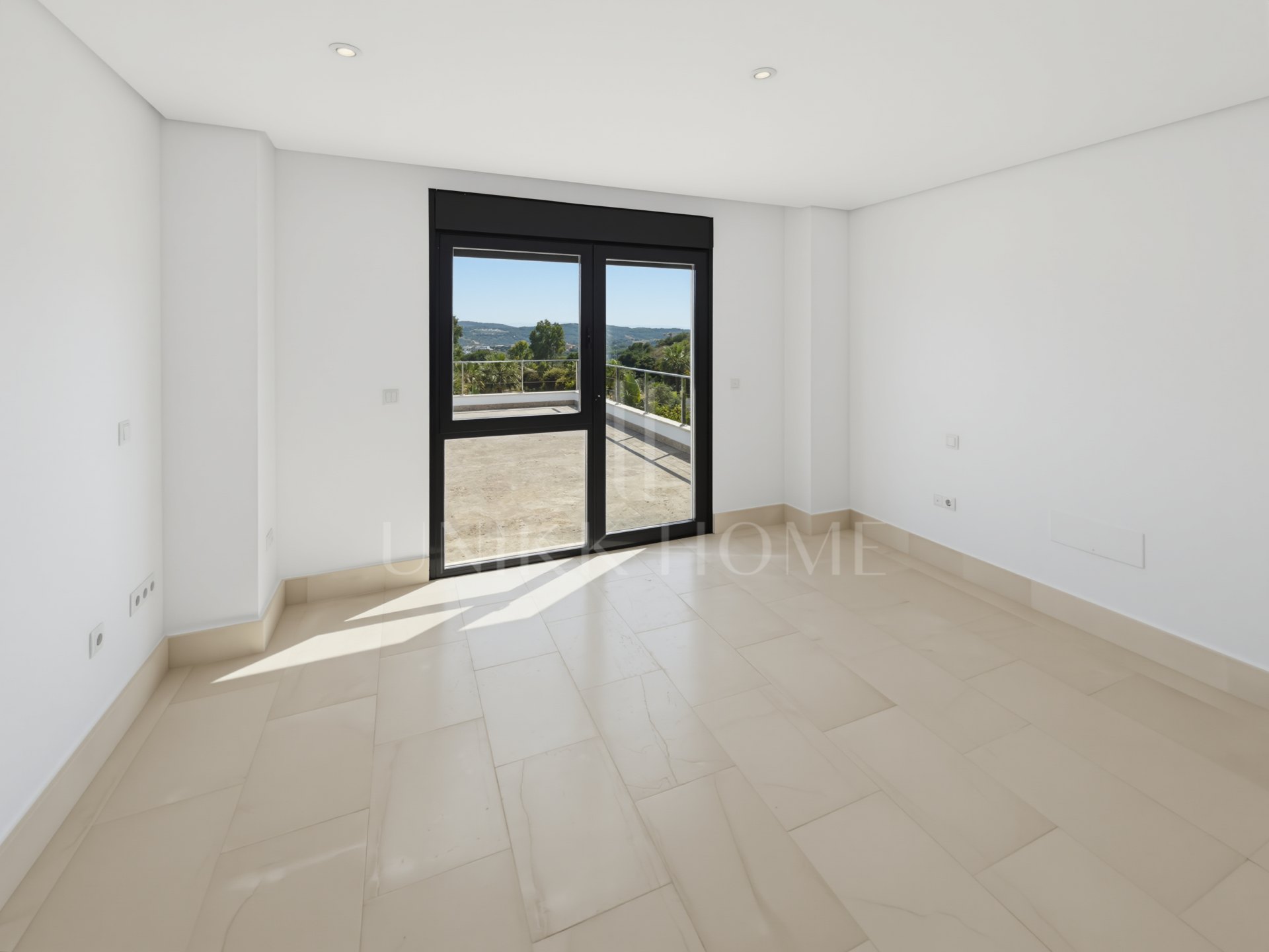 Villa Magnolia: Villa de lujo en venta en La Reserva, Sotogrande