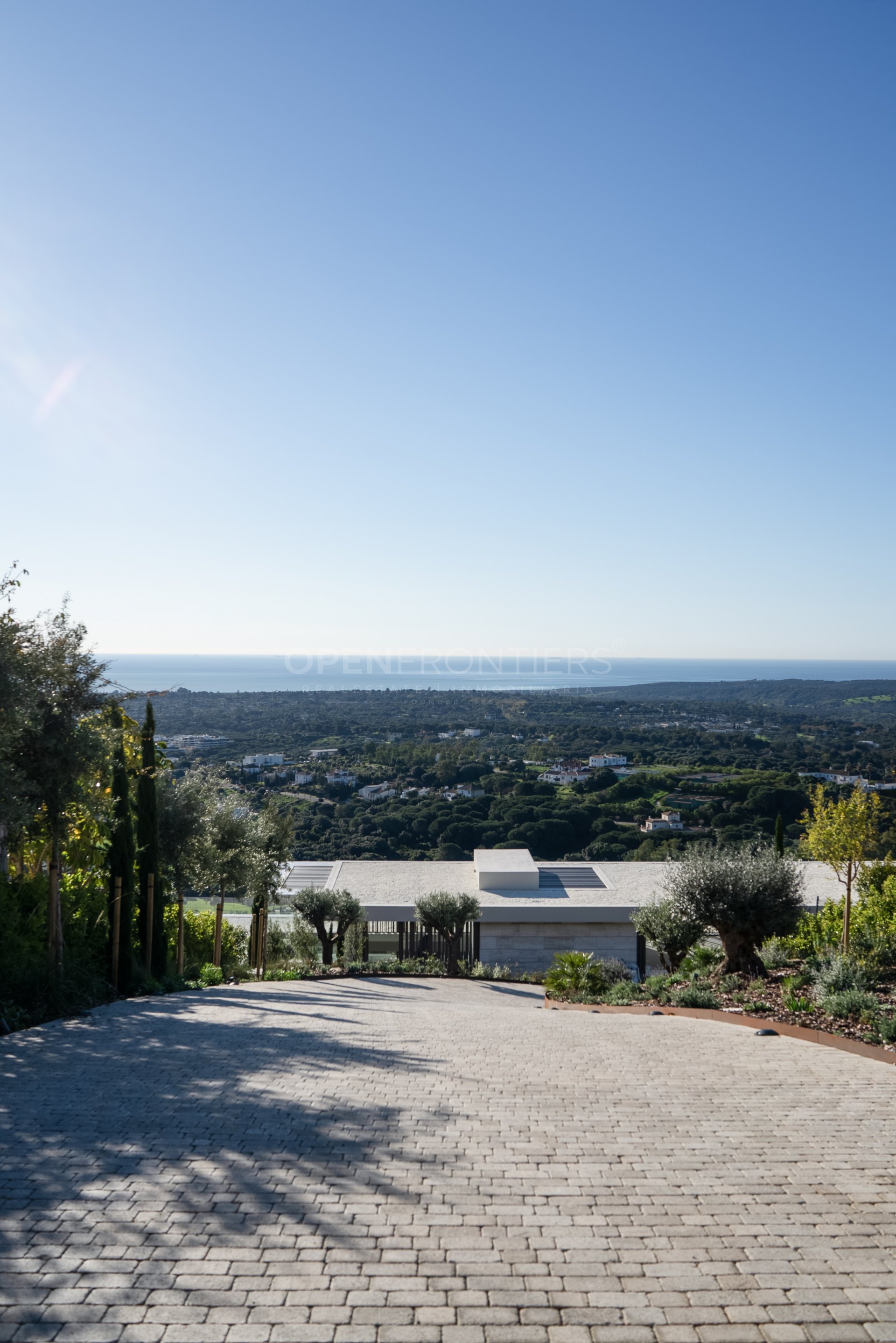 Villa The Sanctuary: New Build Villa in La Reserva, Sotogrande