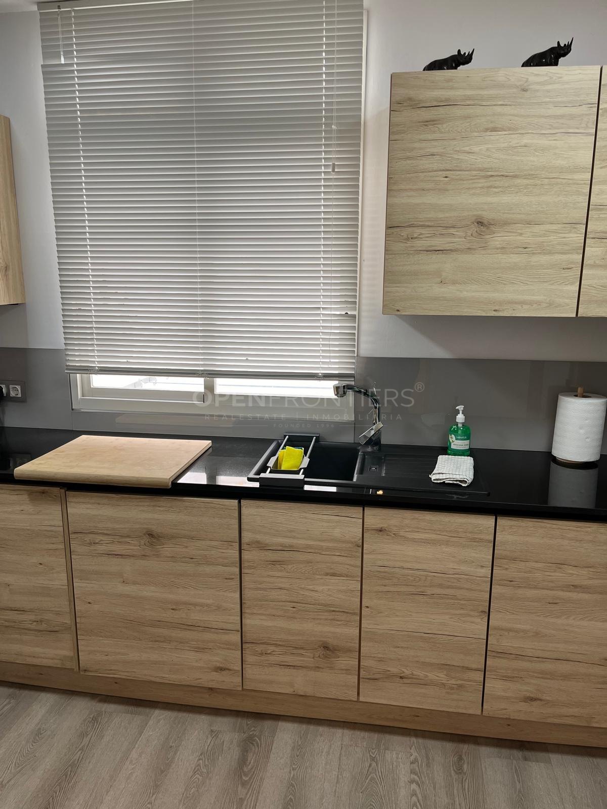 Stijlvolle 2-slaapkamer appartement met uitzicht op Marina in Sotogrande Puerto Deportivo