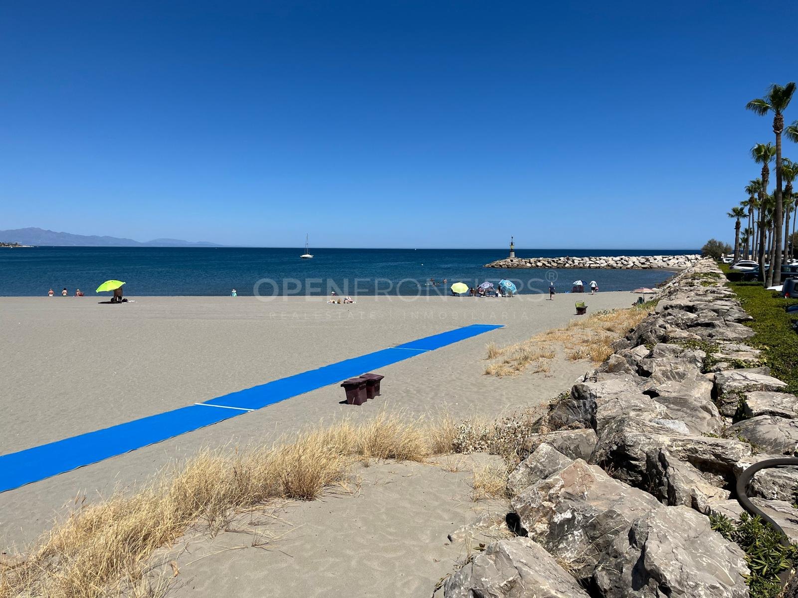 Stijlvolle 2-slaapkamer appartement met uitzicht op Marina in Sotogrande Puerto Deportivo