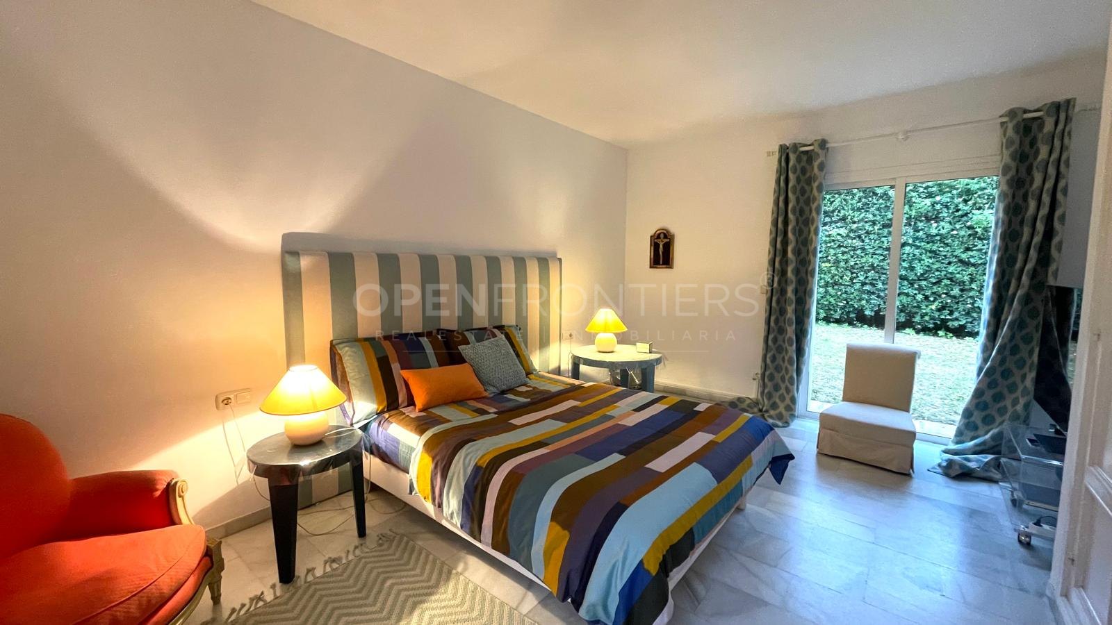 Charmante westgerichte villa in Zona C, Sotogrande Alto
