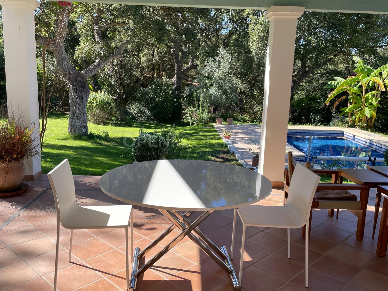 Charmante westgerichte villa in Zona C, Sotogrande Alto