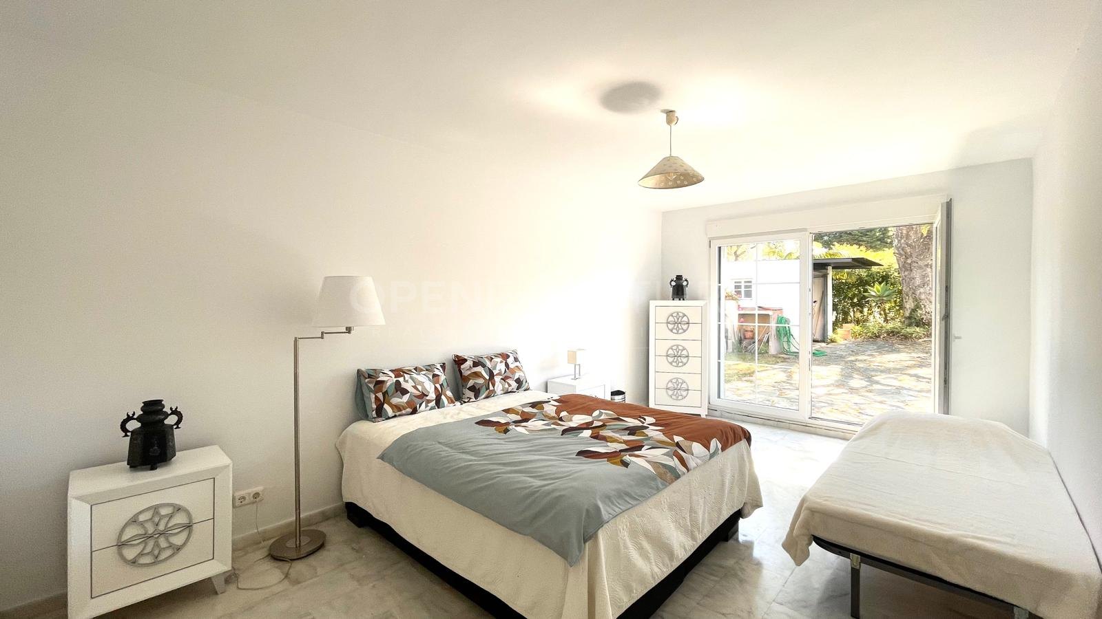 Charmante westgerichte villa in Zona C, Sotogrande Alto