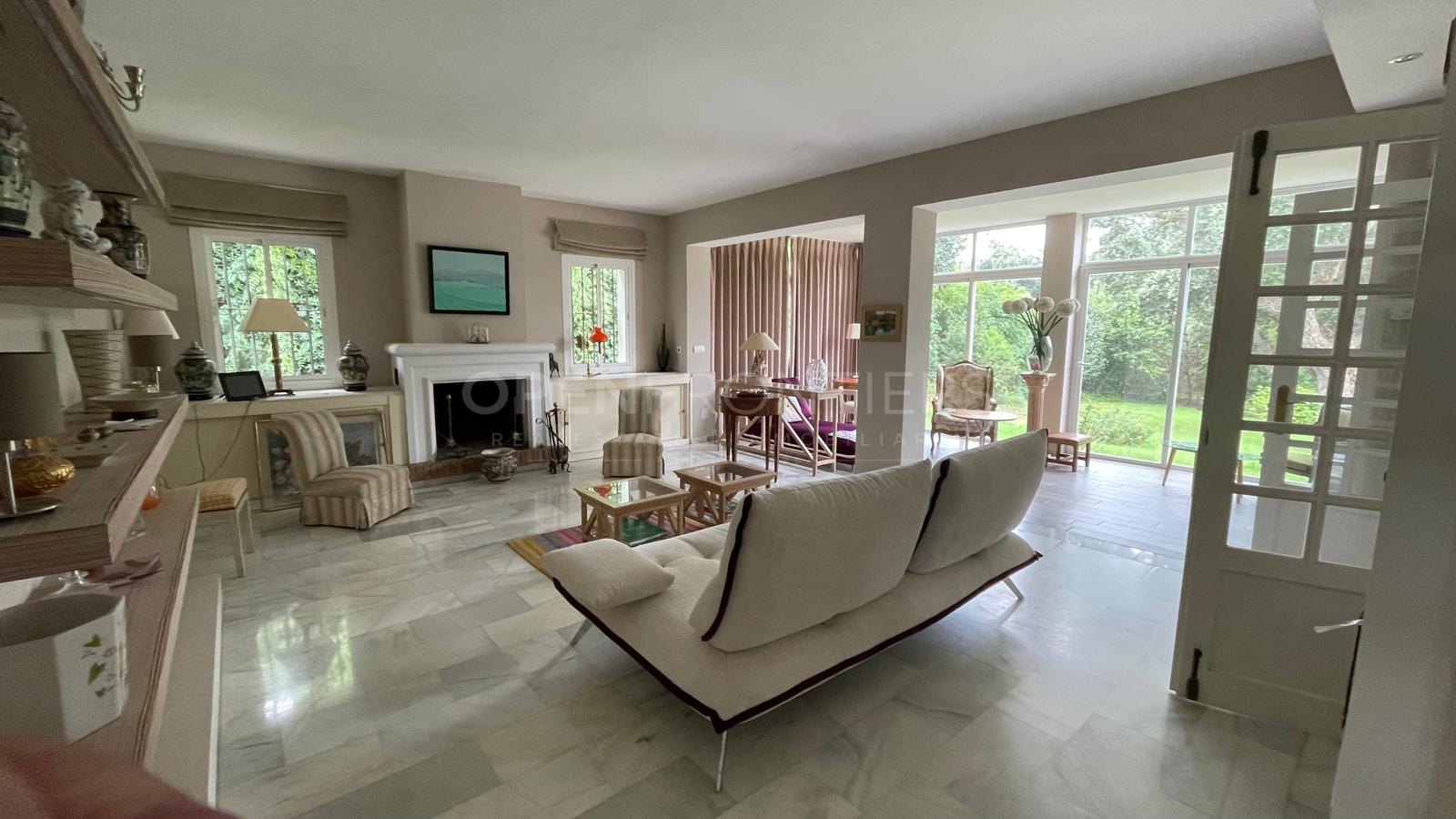 Charmante westgerichte villa in Zona C, Sotogrande Alto