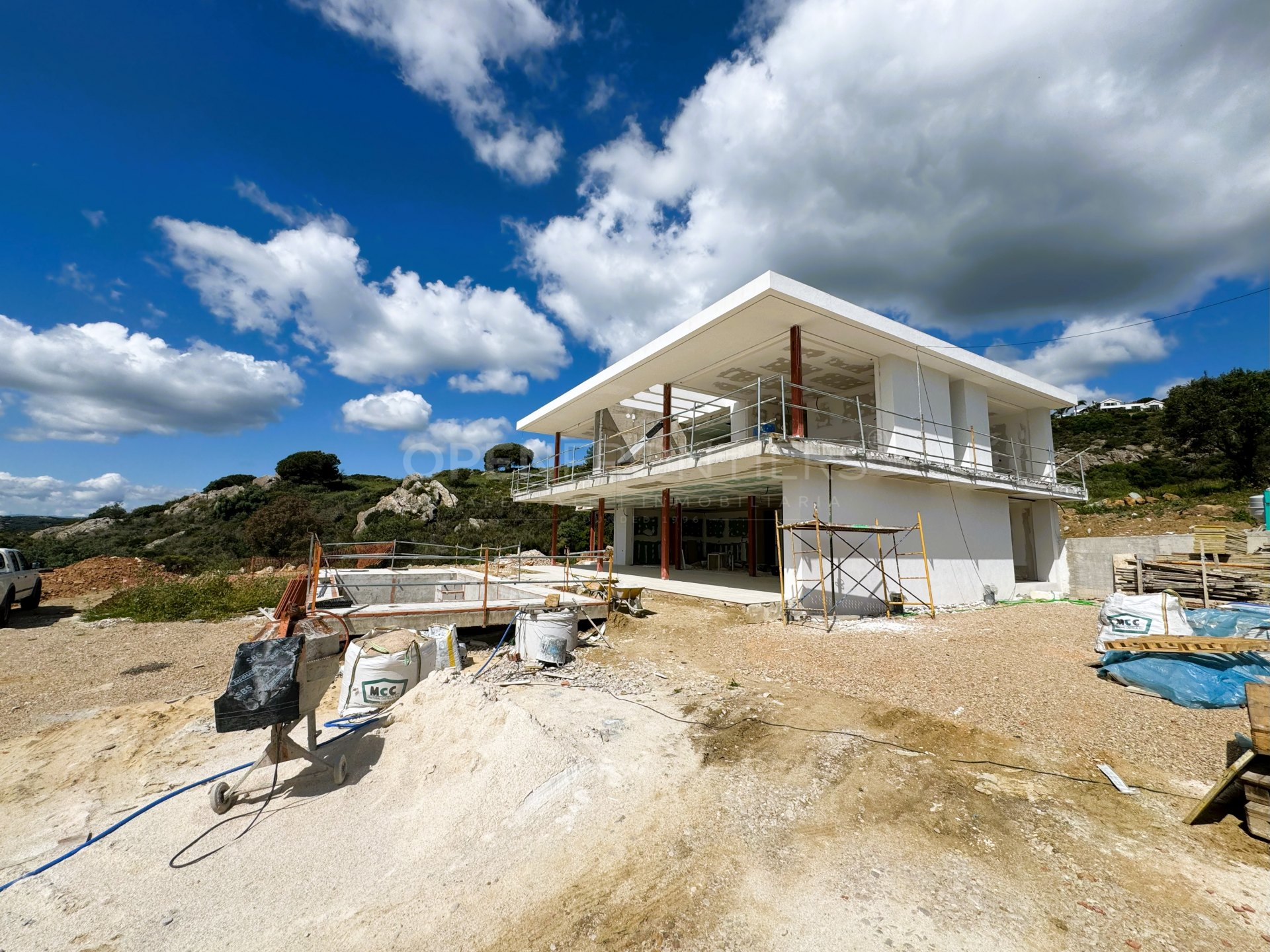 Villa Ebony : een luxe villa verweven met de natuur in La Reserva, Sotogrande