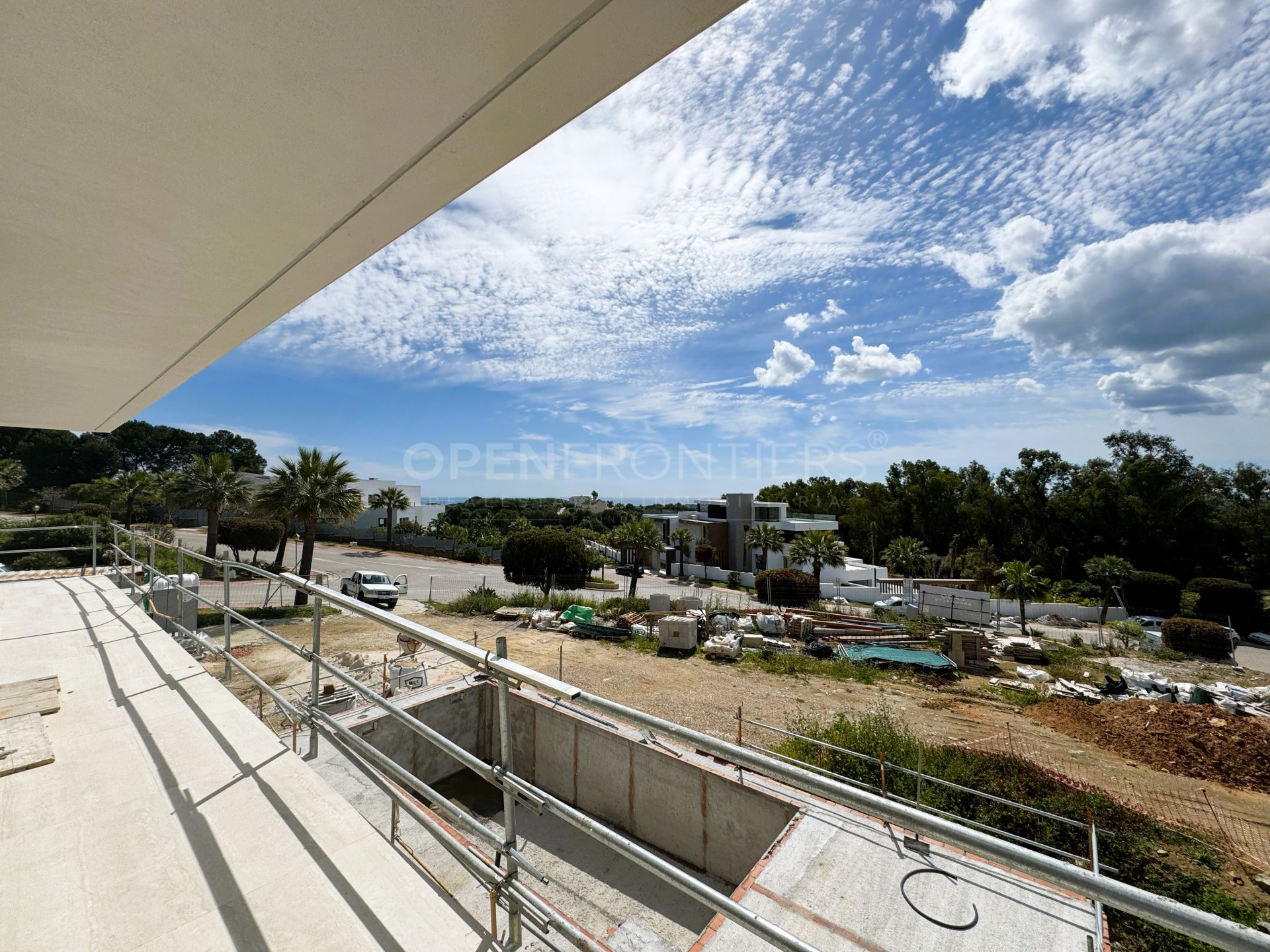 Villa Ebony : een luxe villa verweven met de natuur in La Reserva, Sotogrande