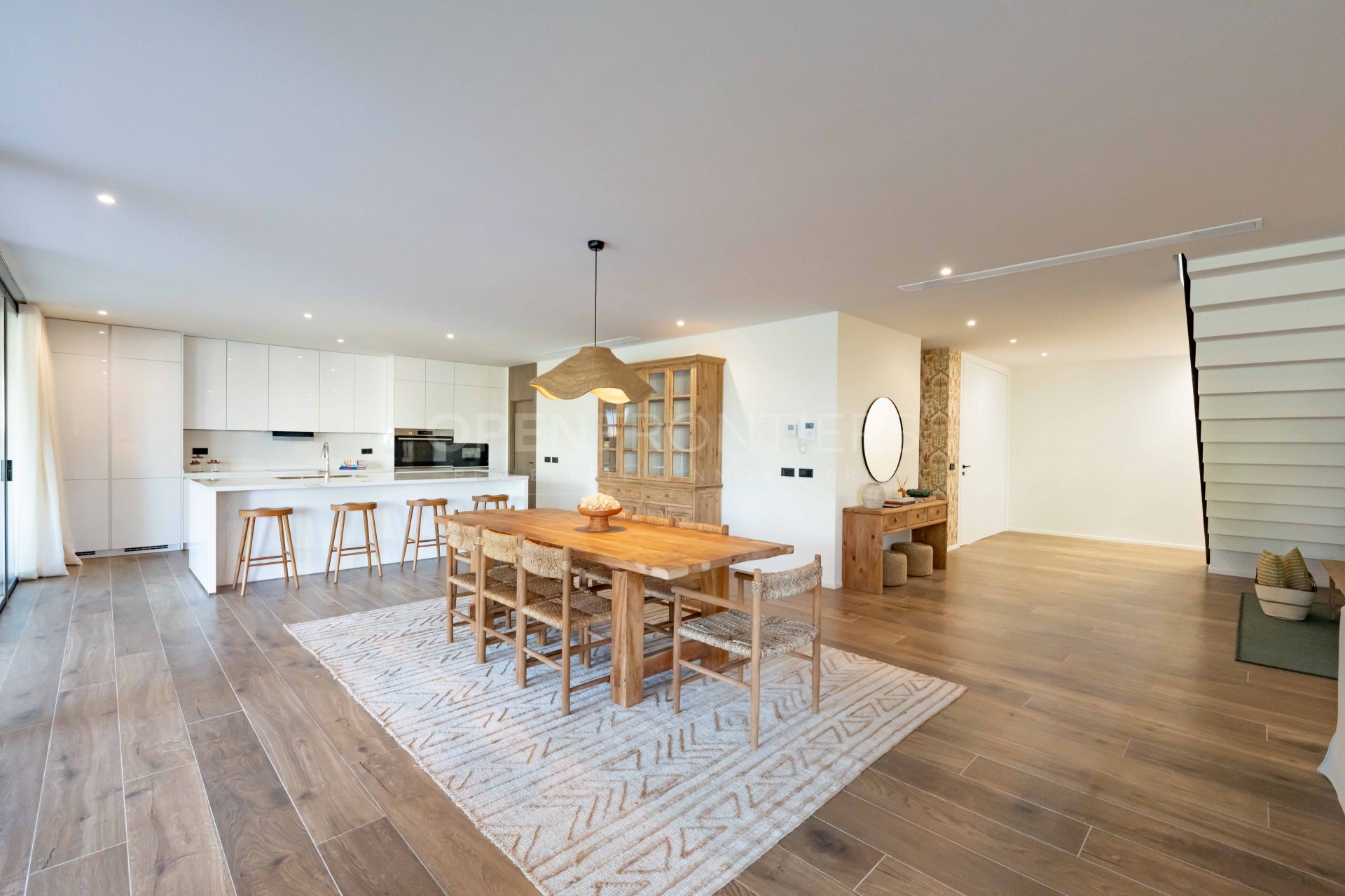 Villa KOA de Lago Architects: nueva construcción en venta en Sotogrande