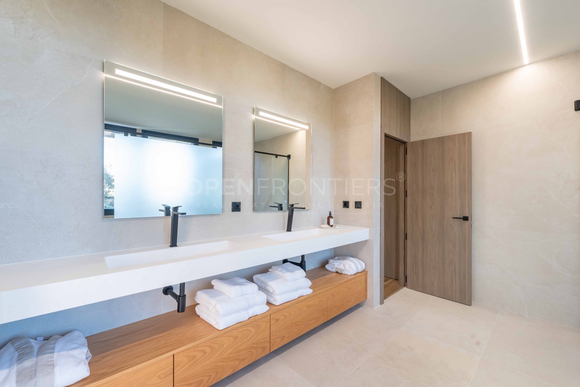 Villa KOA de Lago Architects: nueva construcción en venta en Sotogrande