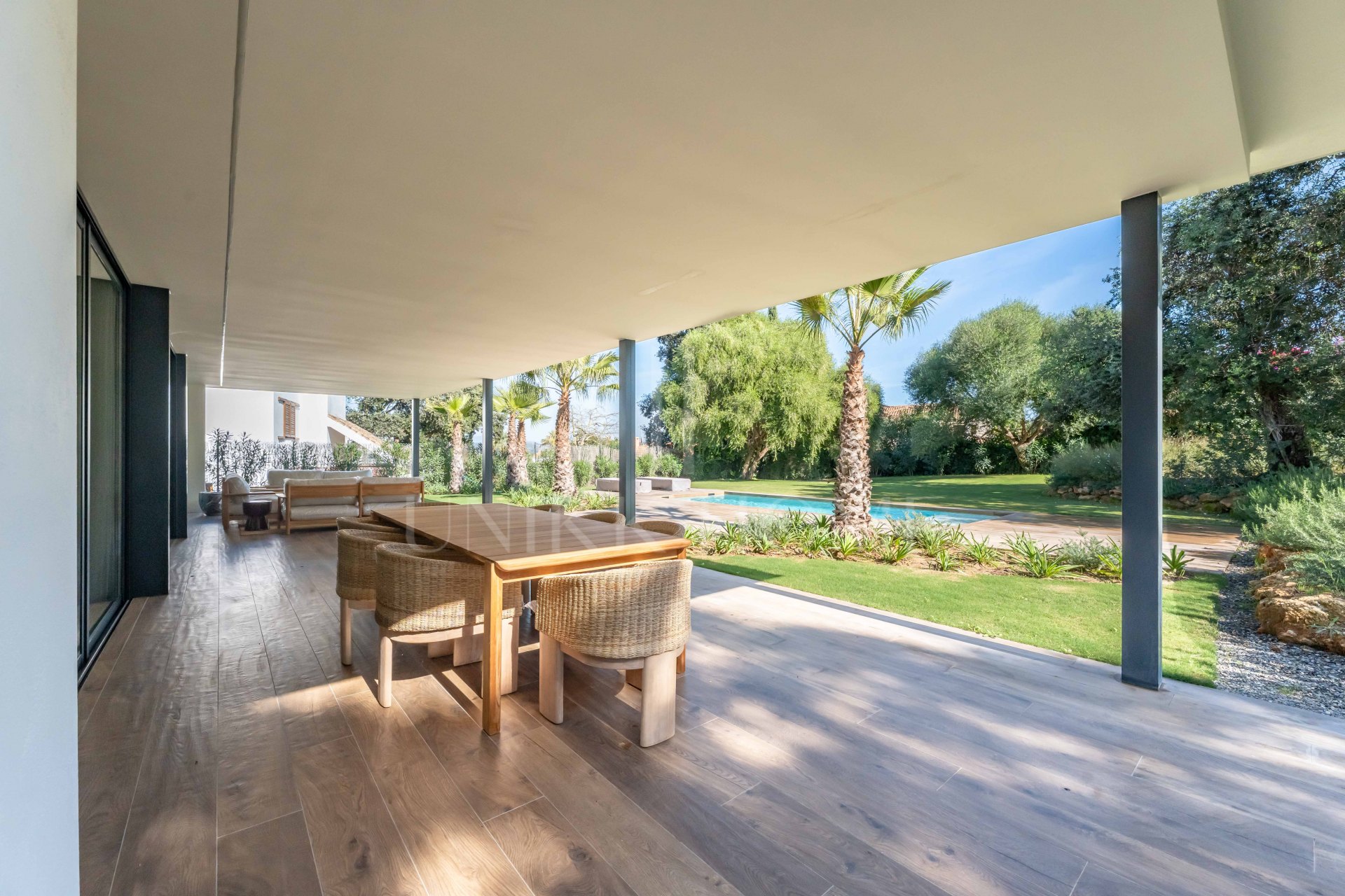 Villa KOA de Lago Architects: nueva construcción en venta en Sotogrande