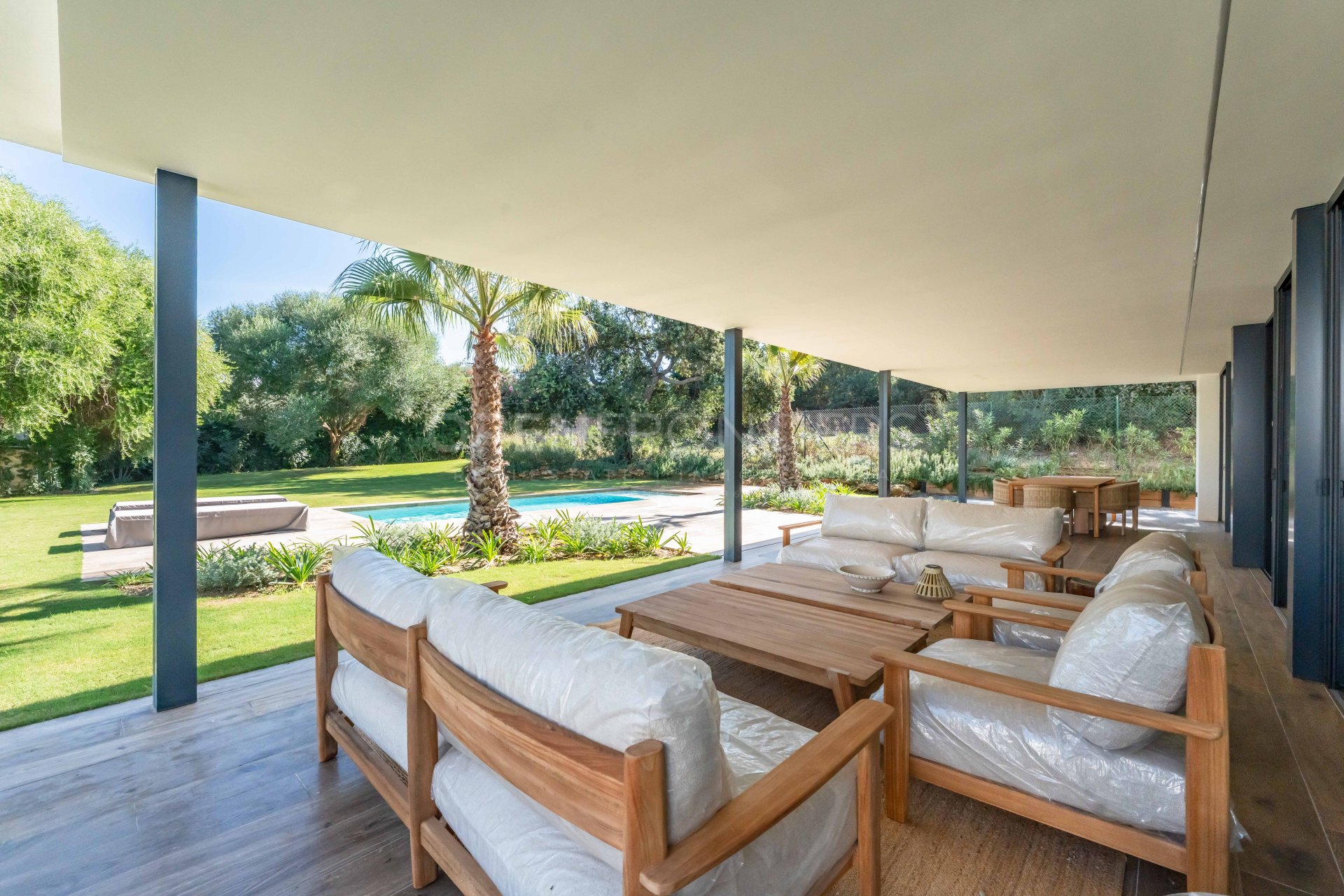 Villa KOA de Lago Architects: nueva construcción en venta en Sotogrande