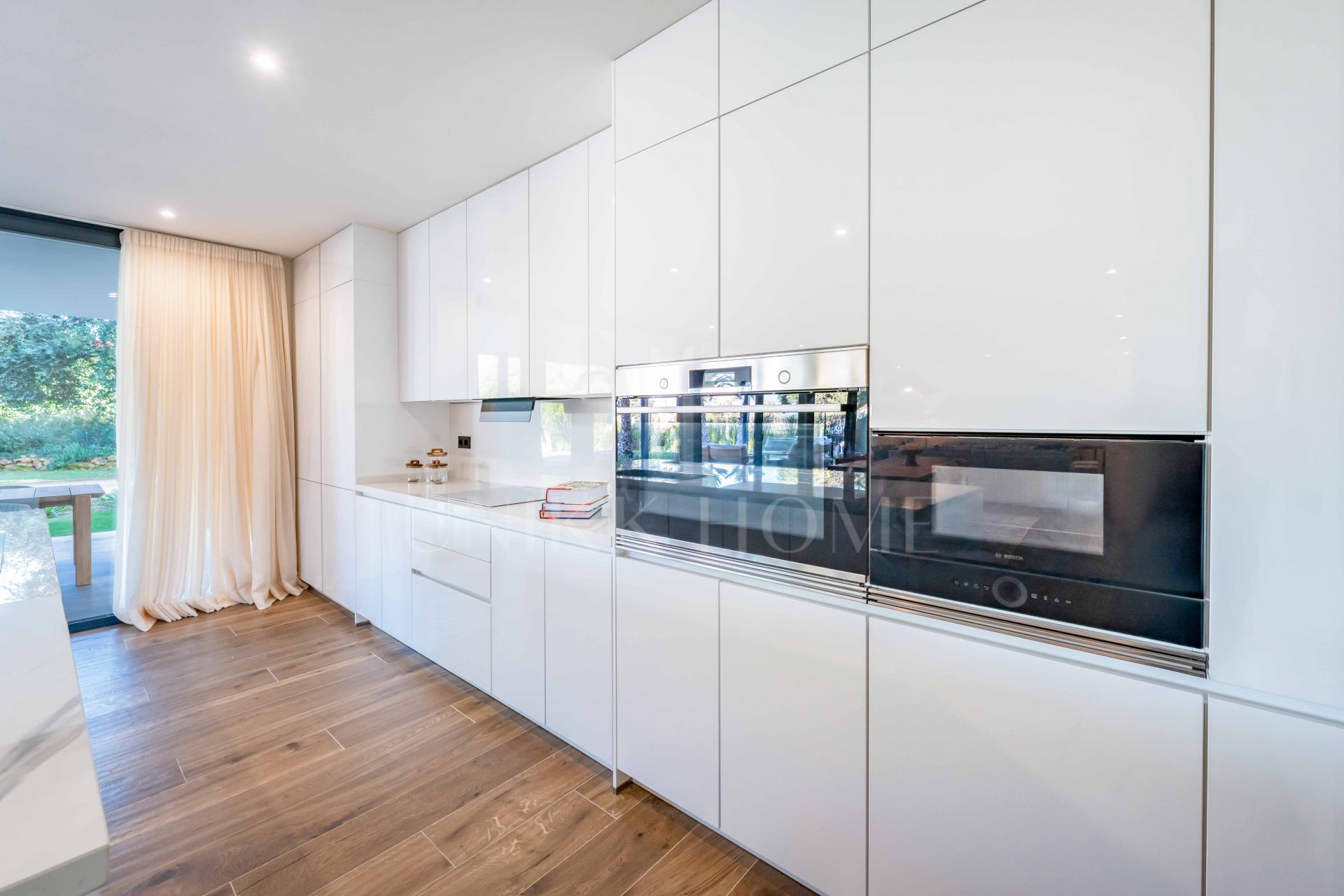 Villa KOA de Lago Architects: nueva construcción en venta en Sotogrande