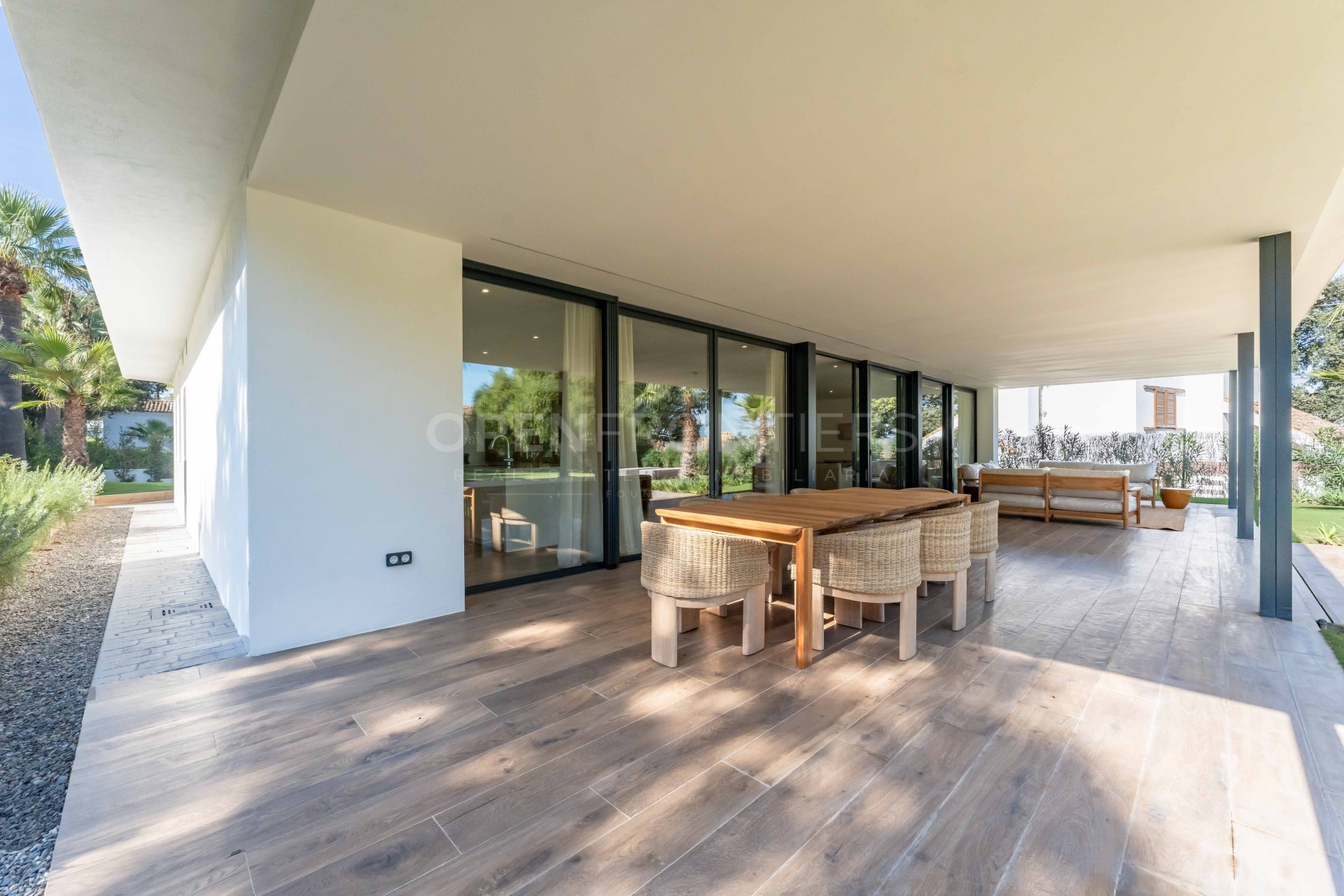 Villa KOA de Lago Architects: nueva construcción en venta en Sotogrande
