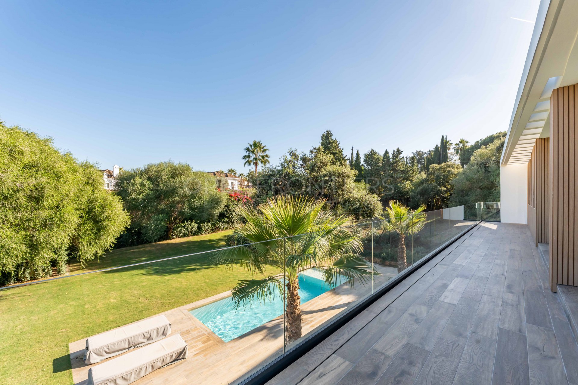 Villa KOA de Lago Architects: nueva construcción en venta en Sotogrande