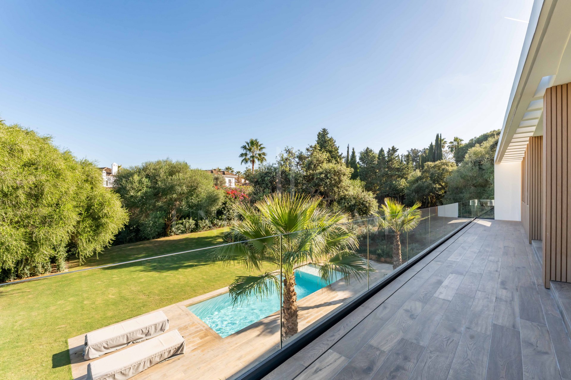 Villa KOA de Lago Architects: nueva construcción en venta en Sotogrande