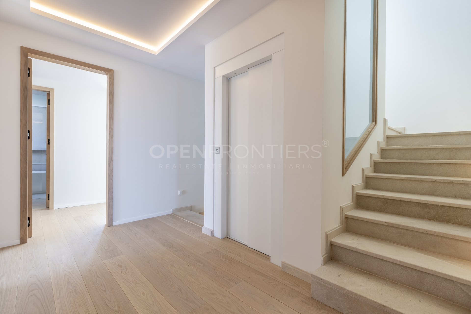 New Build Villa with Spectacular Sea and Golf Views in Sotogrande Alto