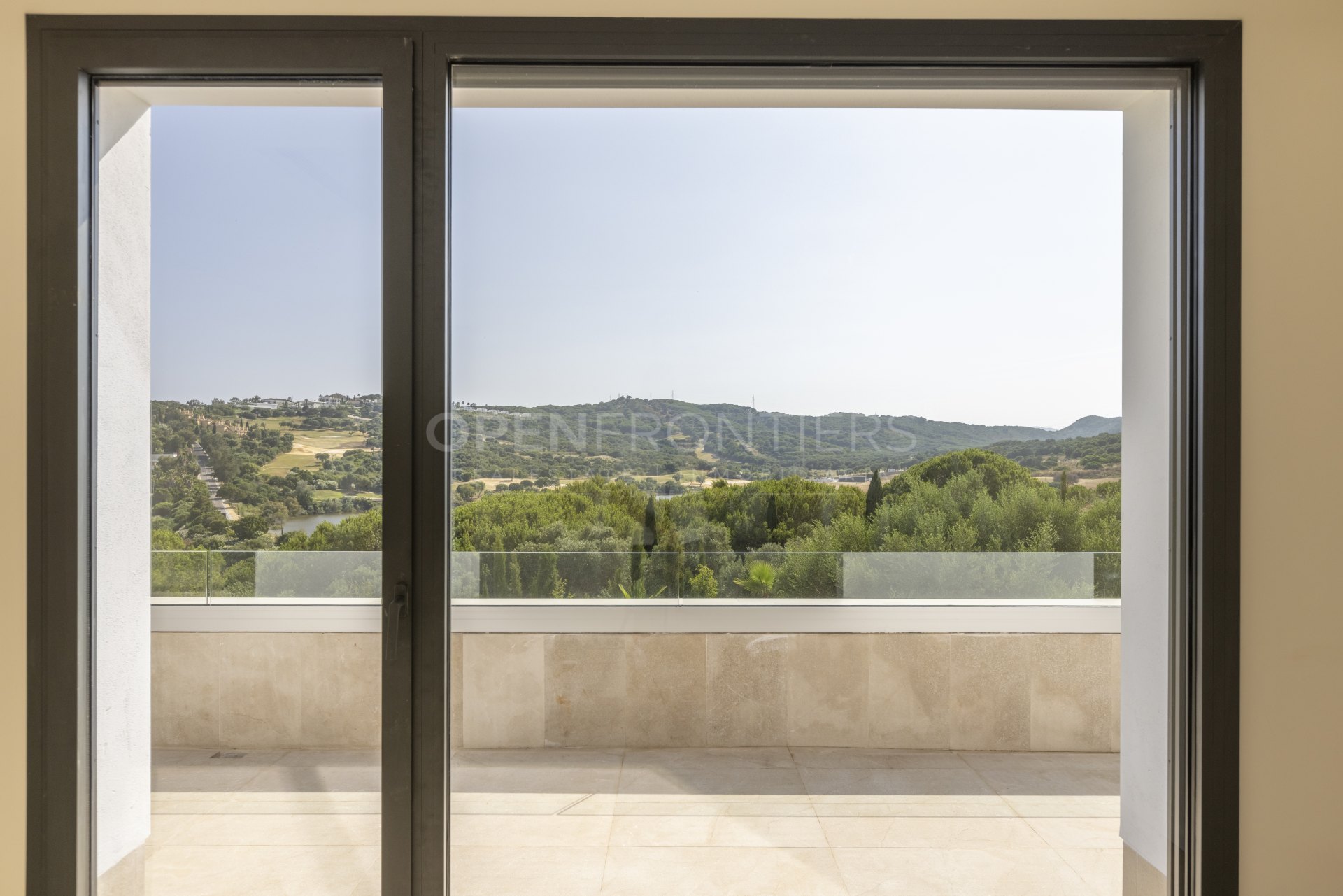 New Build Villa with Spectacular Sea and Golf Views in Sotogrande Alto