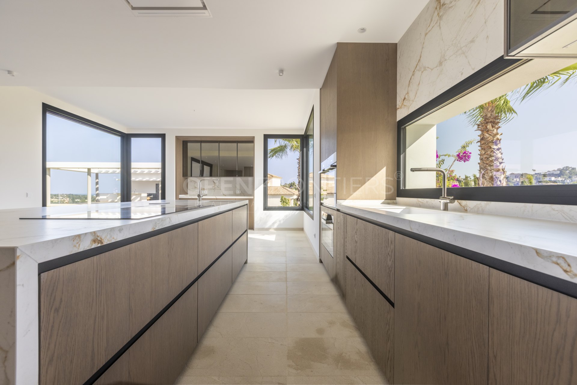 New Build Villa with Spectacular Sea and Golf Views in Sotogrande Alto