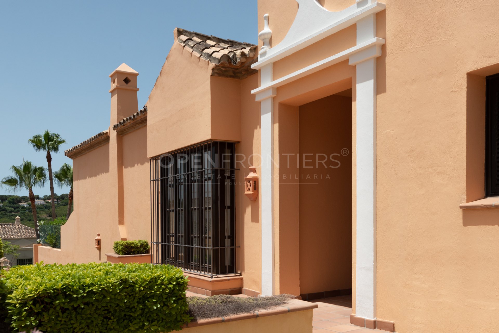 Traditional Andalusian-Style Villa in La Reserva, Sotogrande