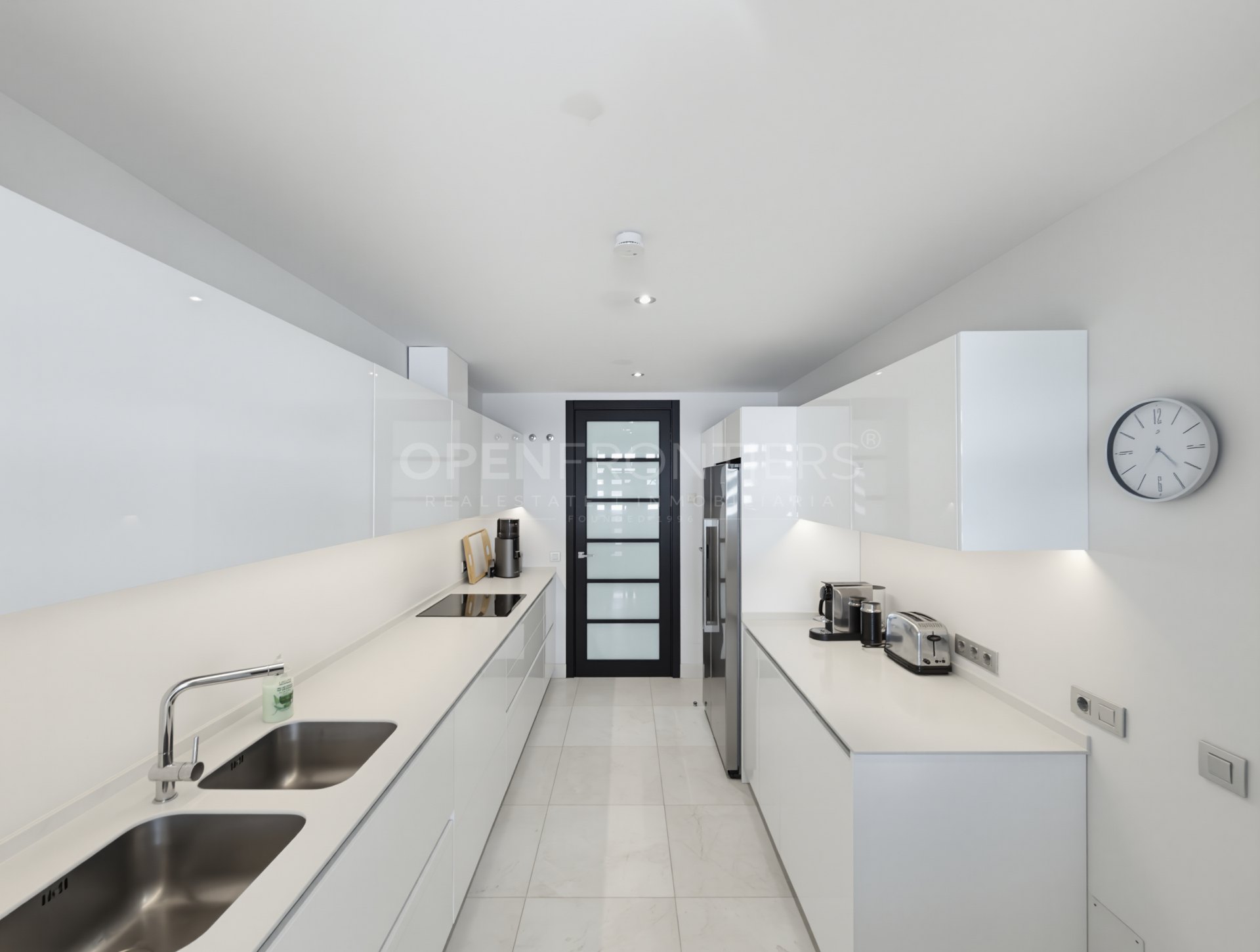 Contemporary duplex penthouse with private lift in Valderrama Sotogrande