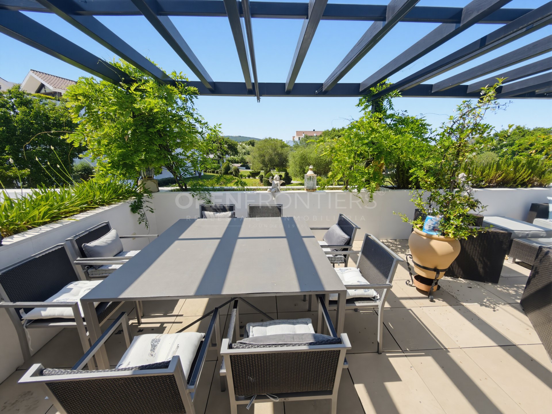 Contemporary duplex penthouse with private lift in Valderrama Sotogrande