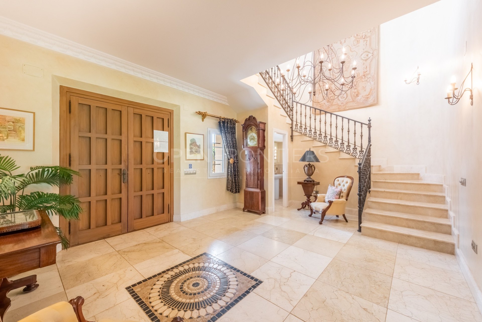7-Bedroom Frontline Golf Villa in San Roque Club