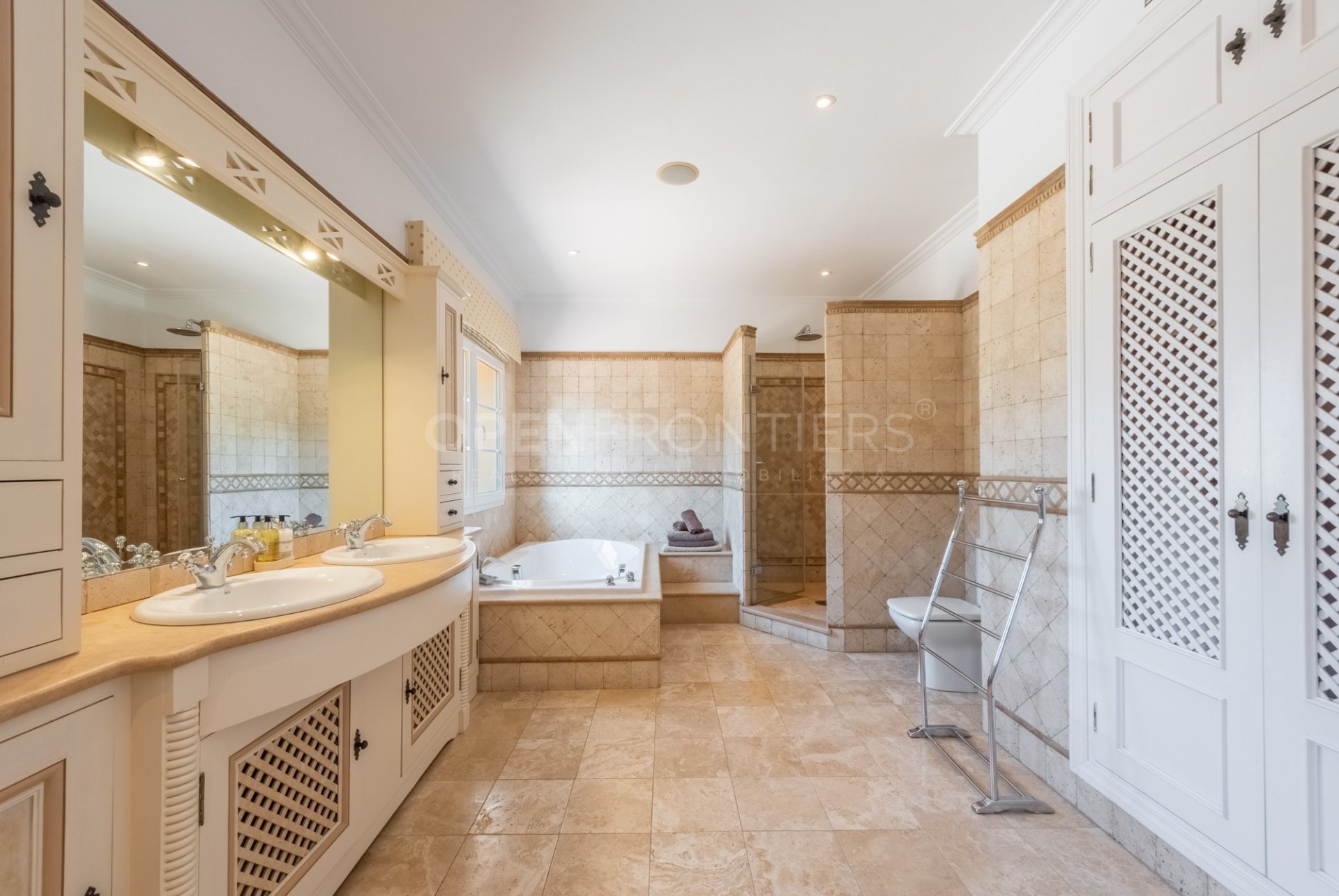 7-Bedroom Frontline Golf Villa in San Roque Club