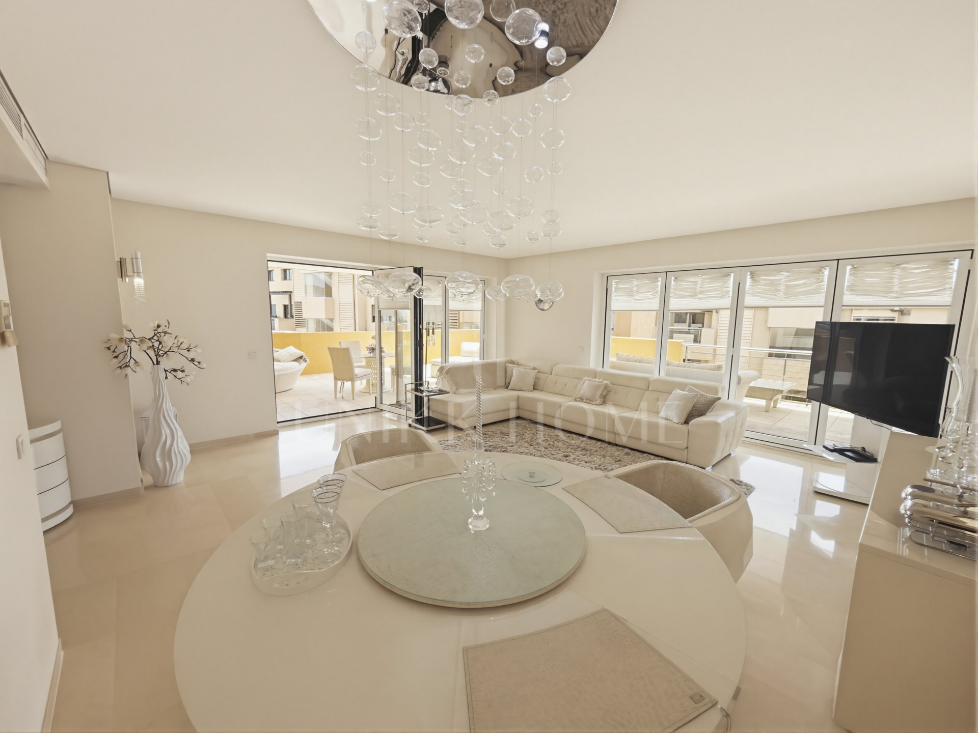 Luxury apartment in Ribera del Marlin with sea and marina views