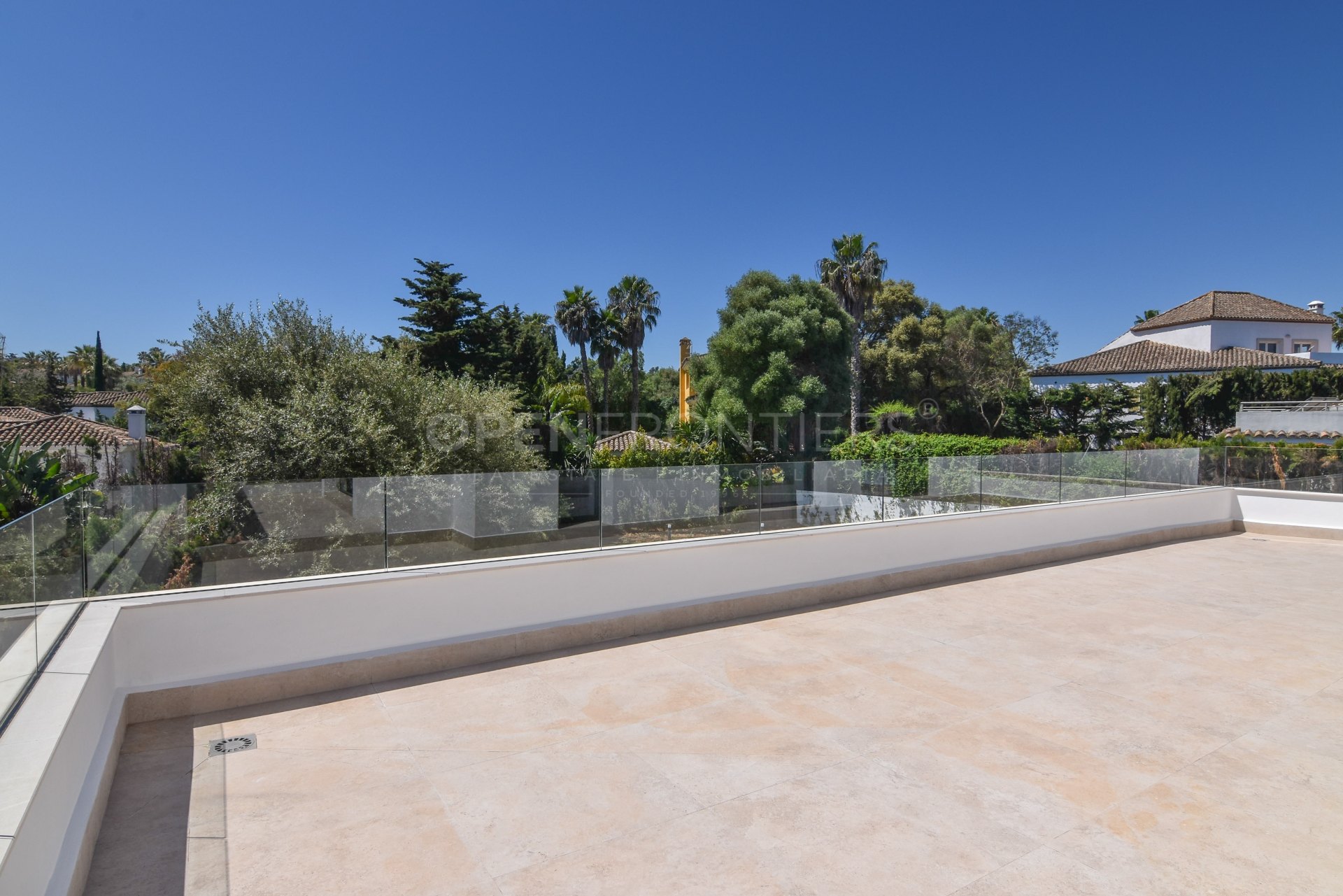 Contemporary new build villa in Sotogrande Costa