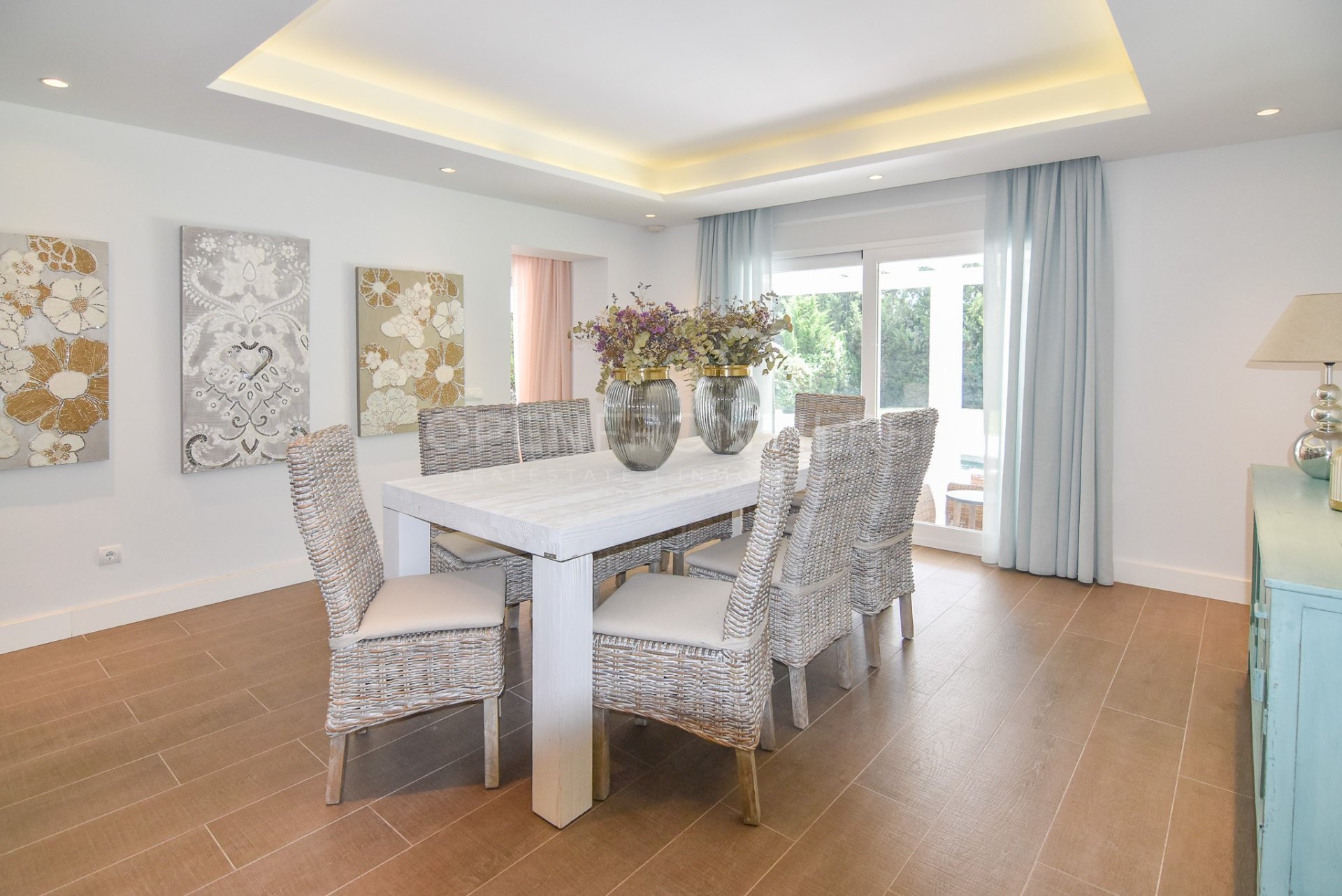 Elegant Contemporary Family Villa in Sotogrande Alto Central
