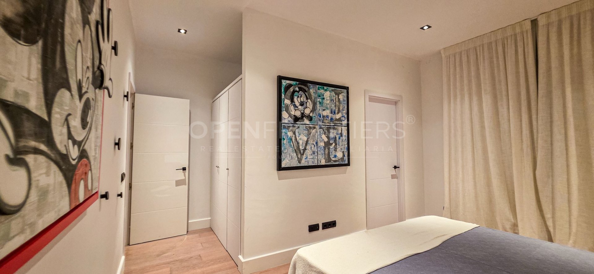 Panoramic View Villa in Zone M, Sotogrande Alto