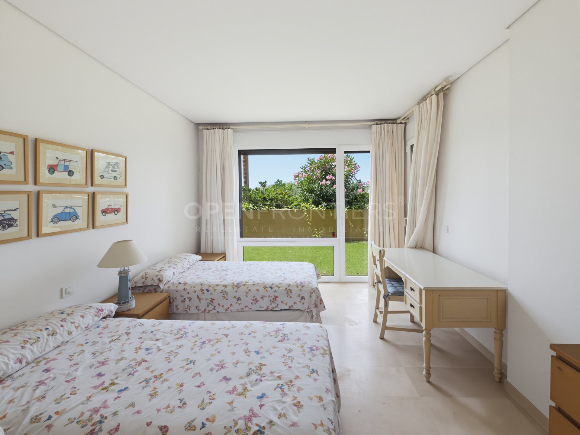 Exclusivo apartamento con jardín en Ribera del Marlin, Puerto de Sotogrande