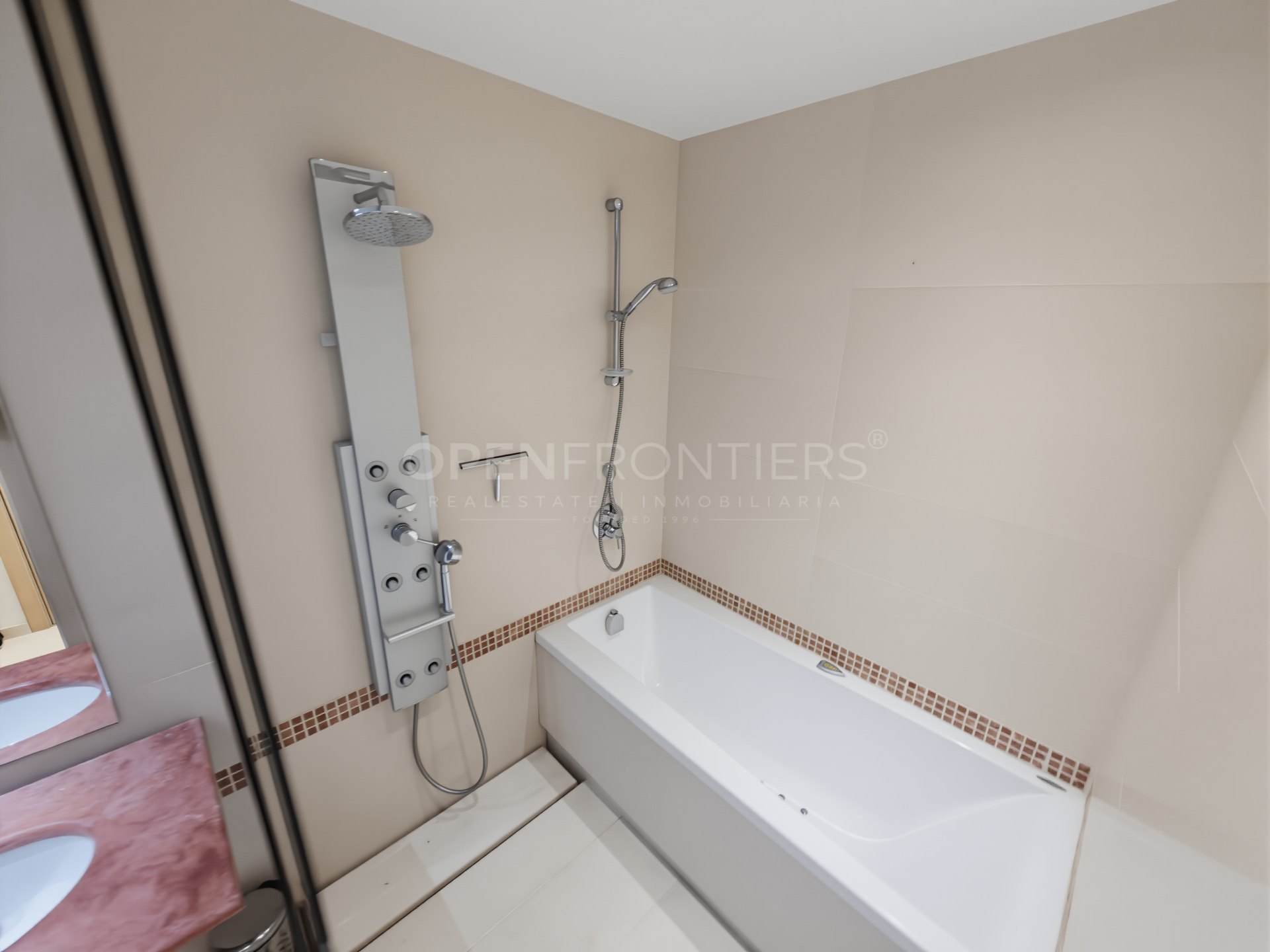 Apartamento con jardín en Ribera del Marlin, Puerto de Sotogrande