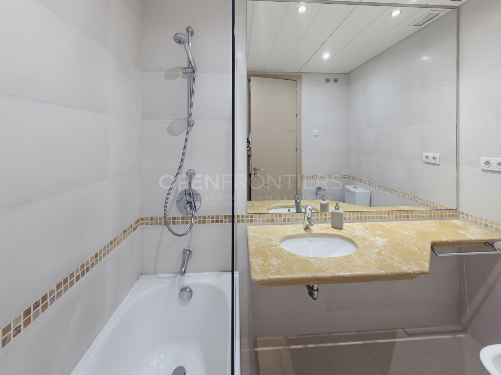 Apartamento con jardín en Ribera del Marlin, Puerto de Sotogrande
