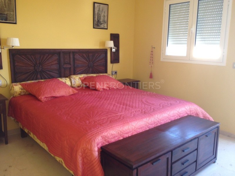 Exclusive Frontline Golf Duplex Apartment in San Roque Club