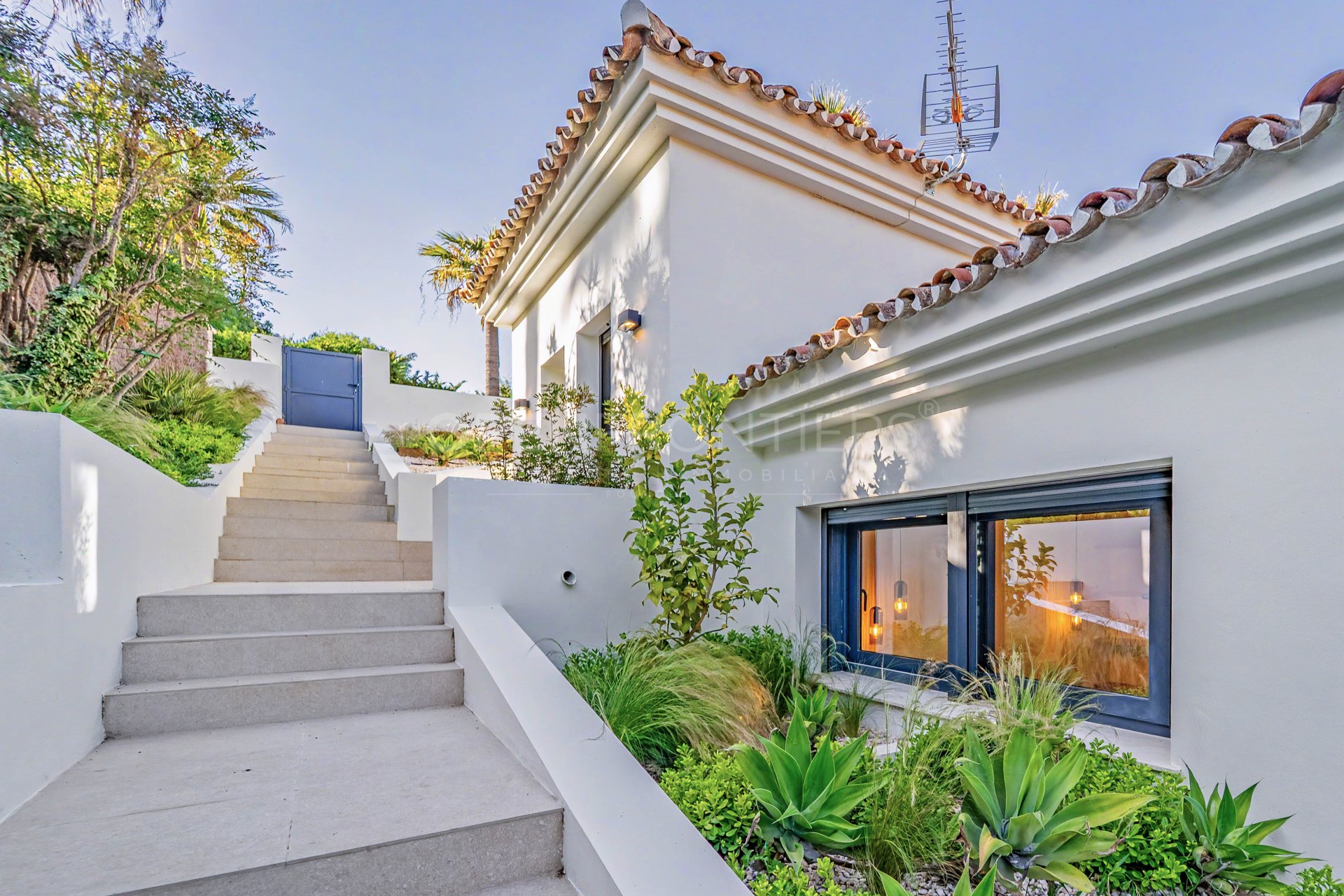 Luxury Villa with Private Pool and Garden in Sotogrande Costa