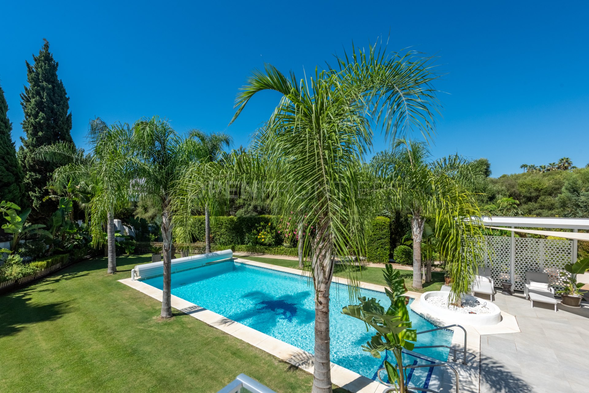 Renovated Villa with Private Pool and Gardens in Sotogrande Costa