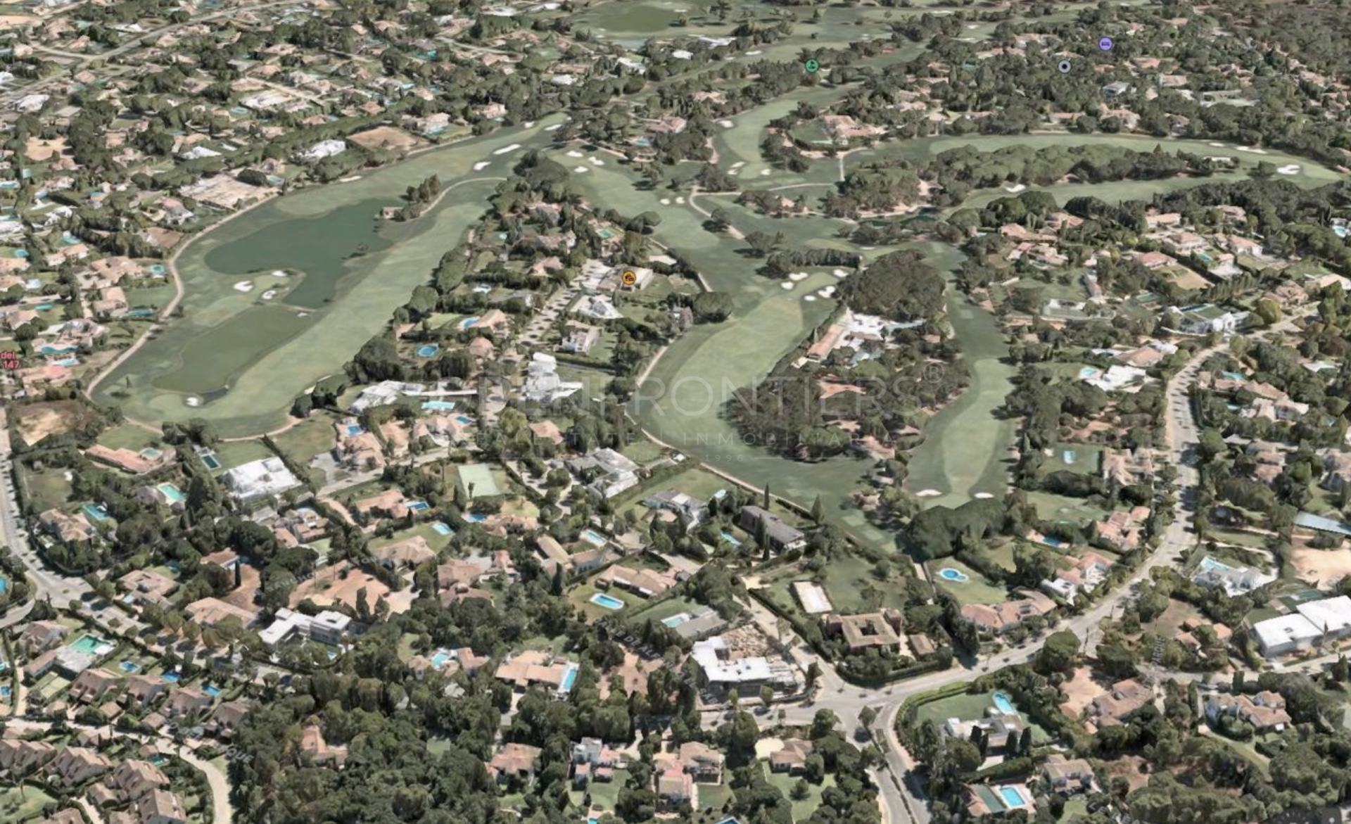 Plot in Kings & Queens, Sotogrande Costa with sea views
