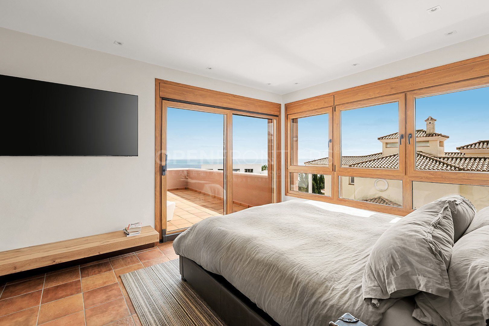 Villa avec vue panoramique sur la mer à Alcaidesa Alta