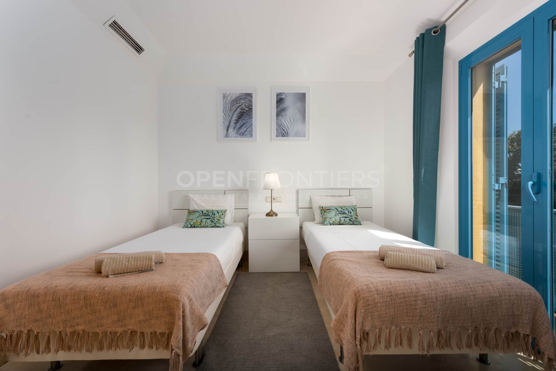 Apartment with Marina Views and Tourist Licence in Sotogrande Marina