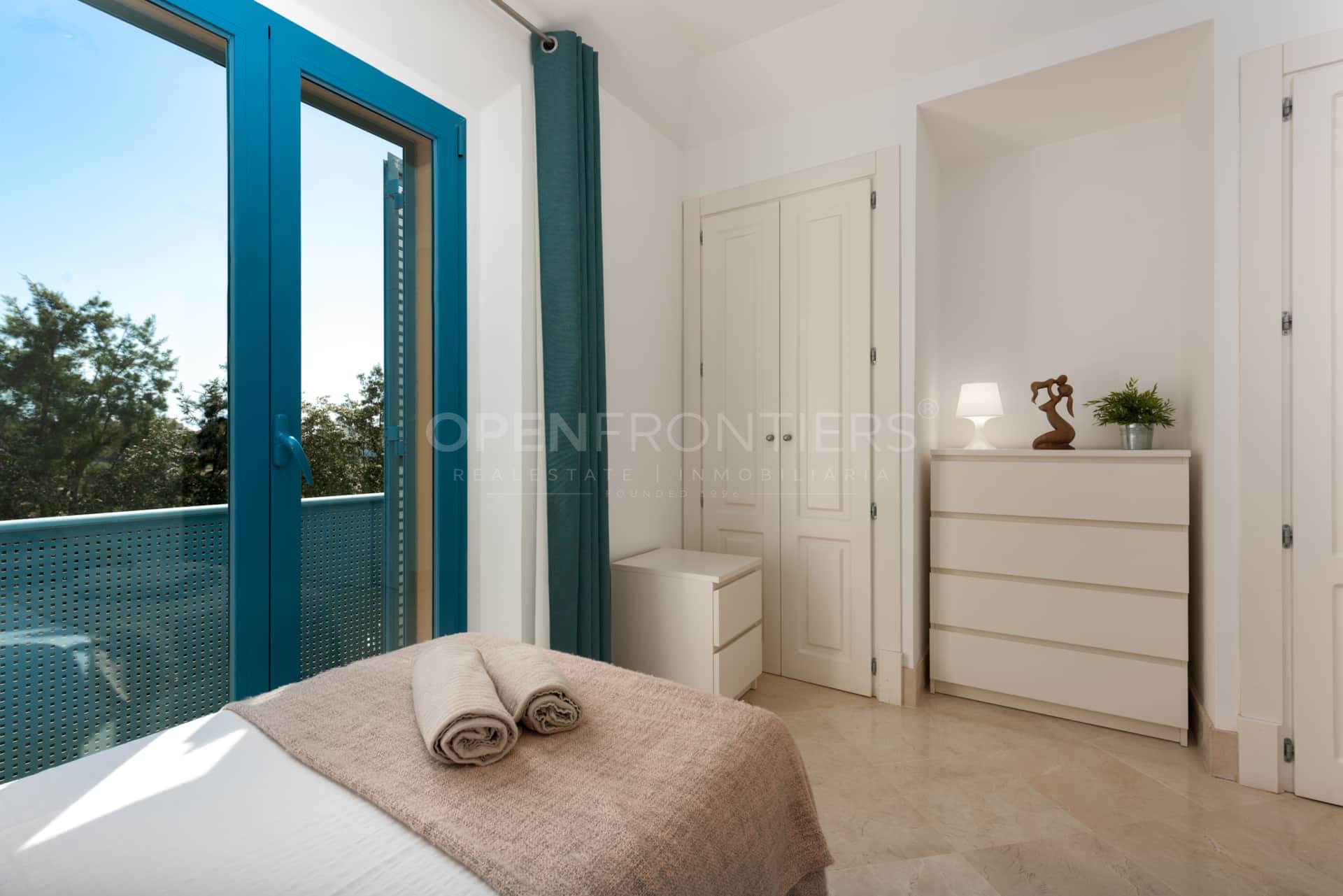 Apartment with Marina Views and Tourist Licence in Sotogrande Marina