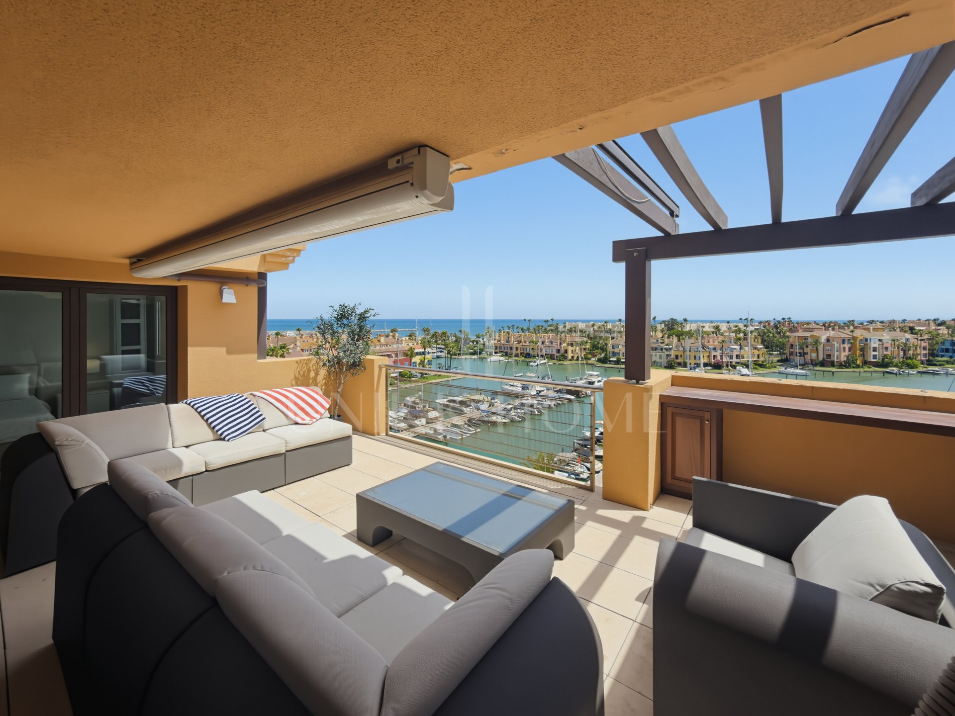 Duplex Penthouse with Sea and Marina Views in Sotogrande Marina