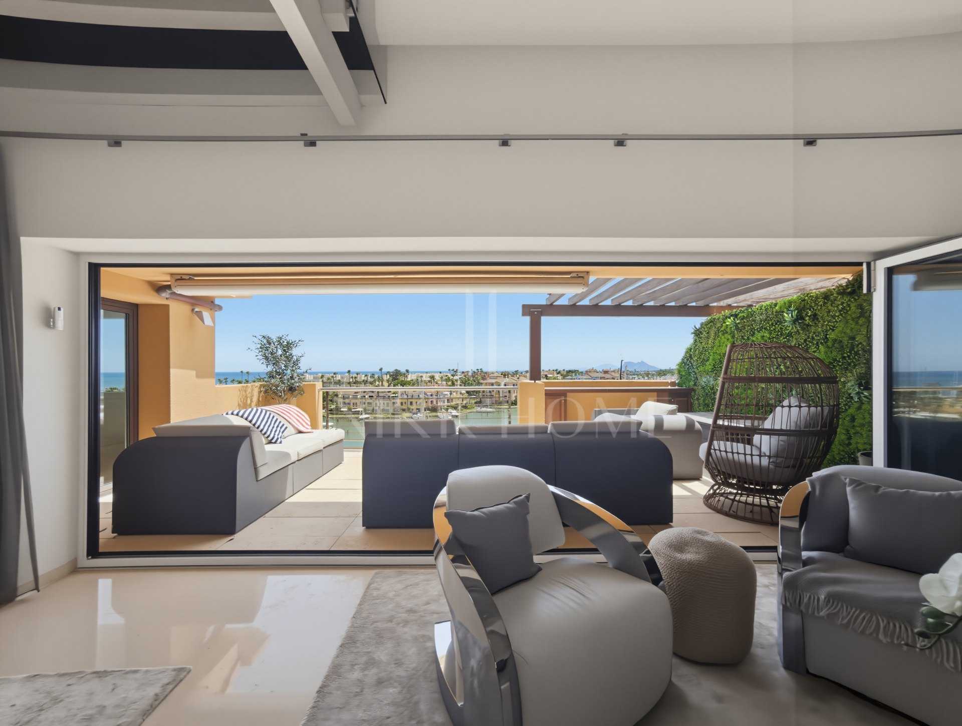 Duplex Penthouse with Sea and Marina Views in Sotogrande Marina
