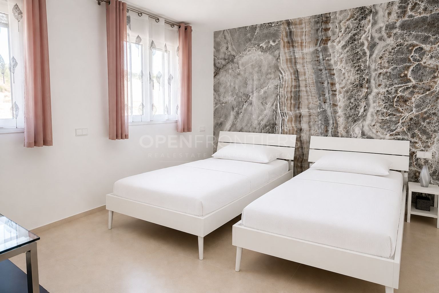 Villa Reformada con Piscina en Reyes y Reinas, Sotogrande